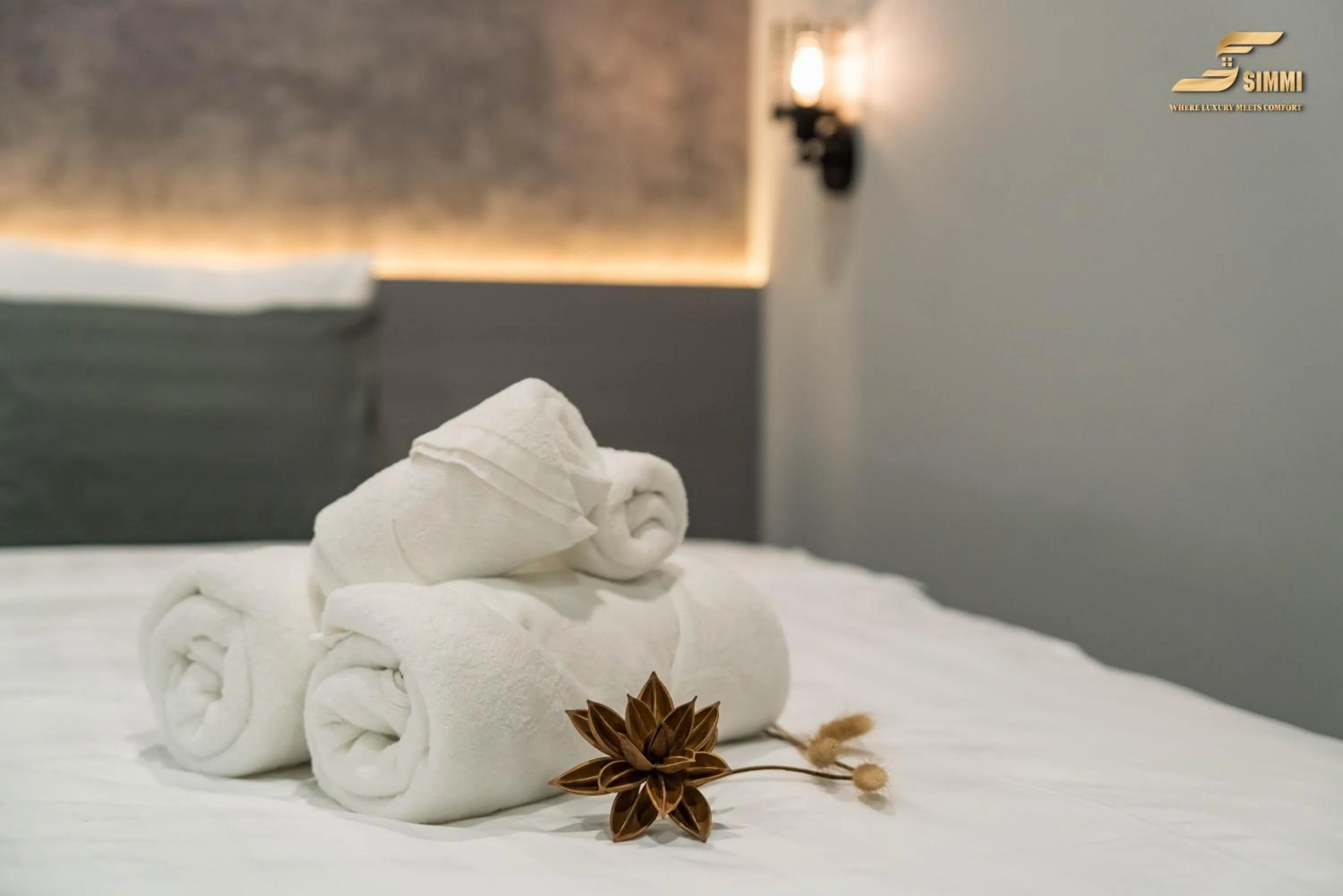 Bed in Simmi Signature Hotel & Apartment