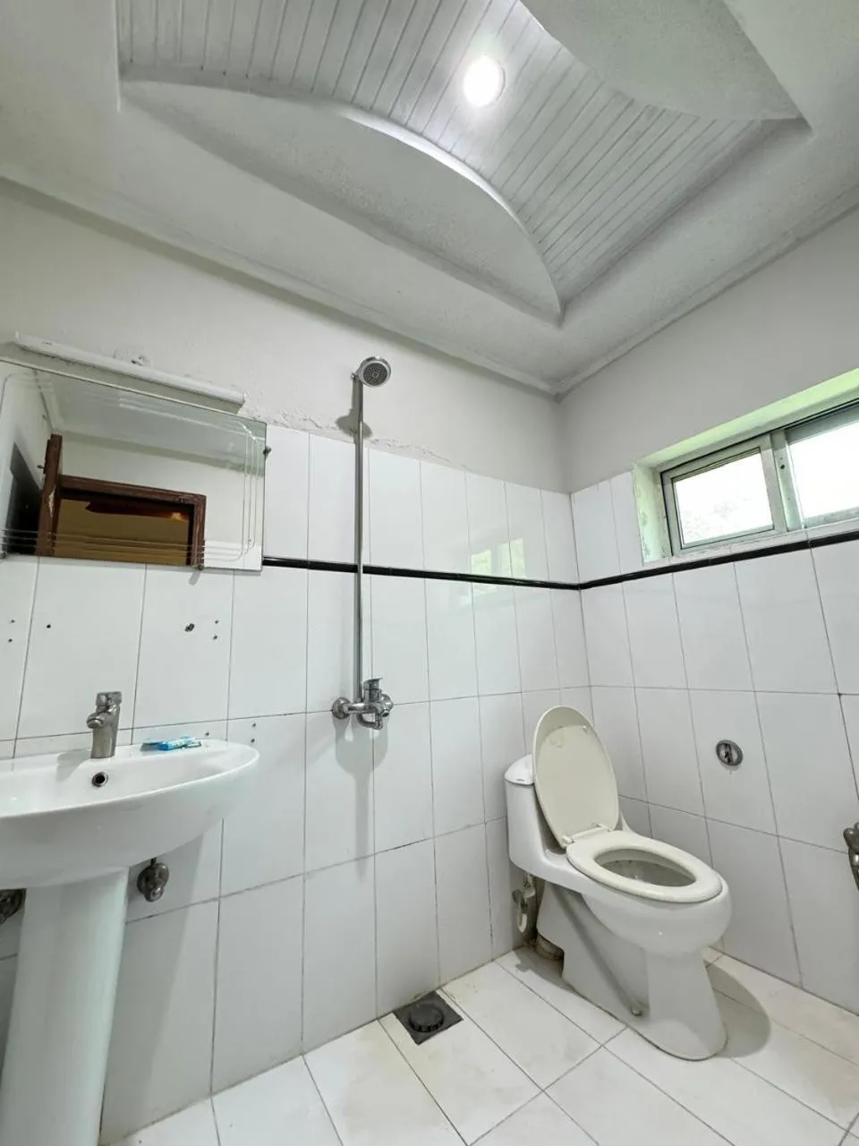 Shower in Atlas Gold Hotel