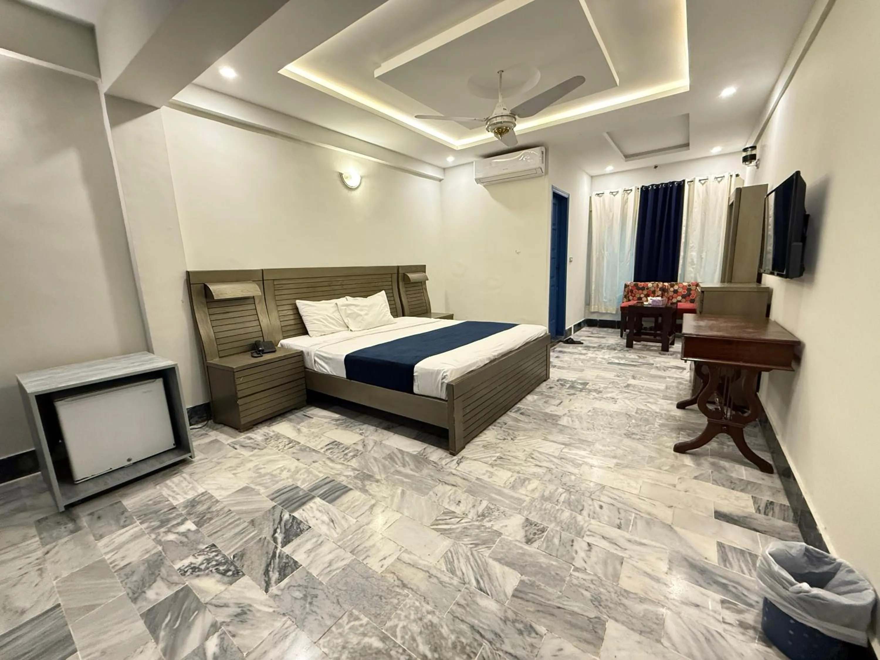 Bedroom, Bed in Atlas Gold Hotel