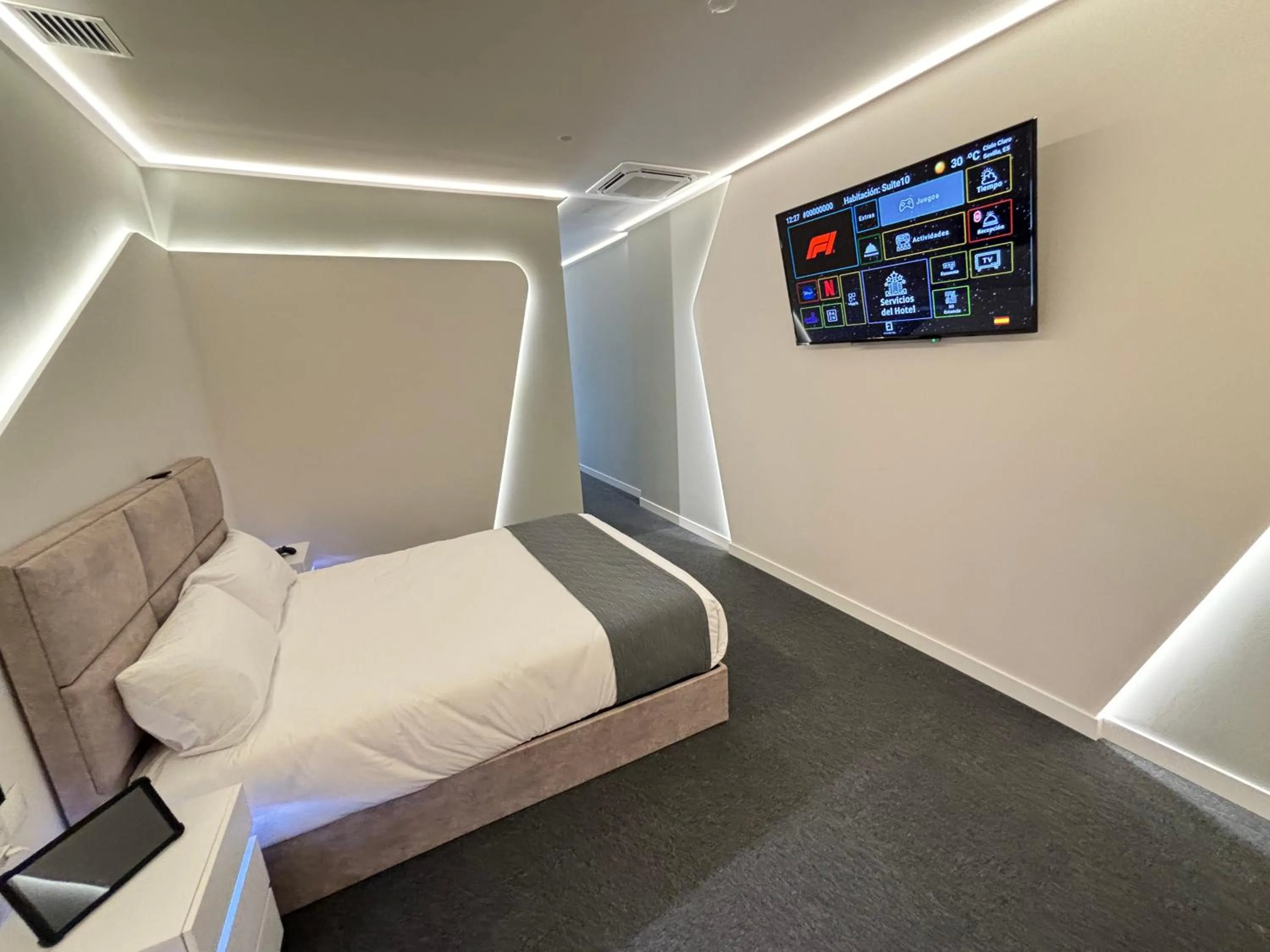 Bed in Futurotel Sevilla