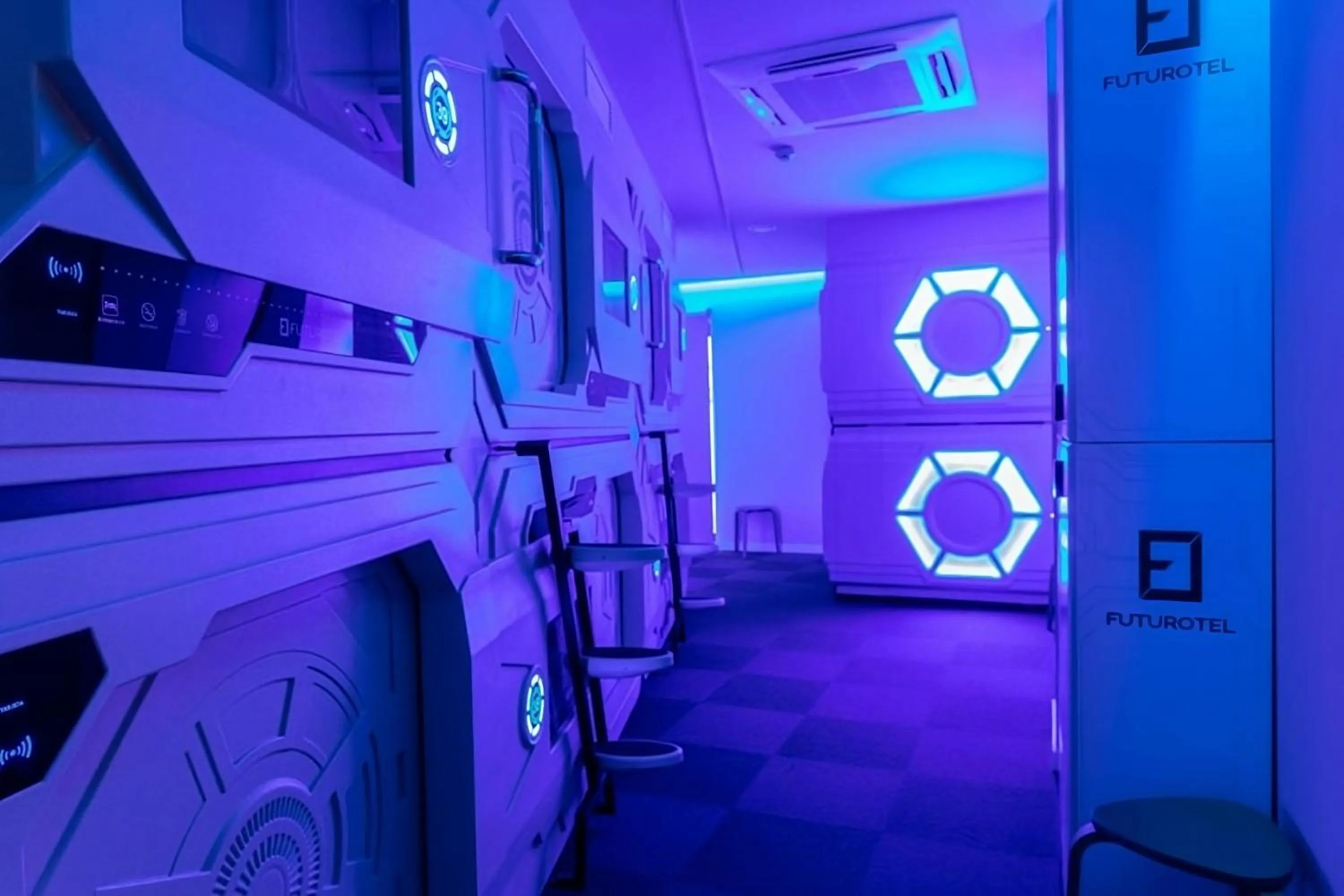 Bed in Futurotel Sevilla