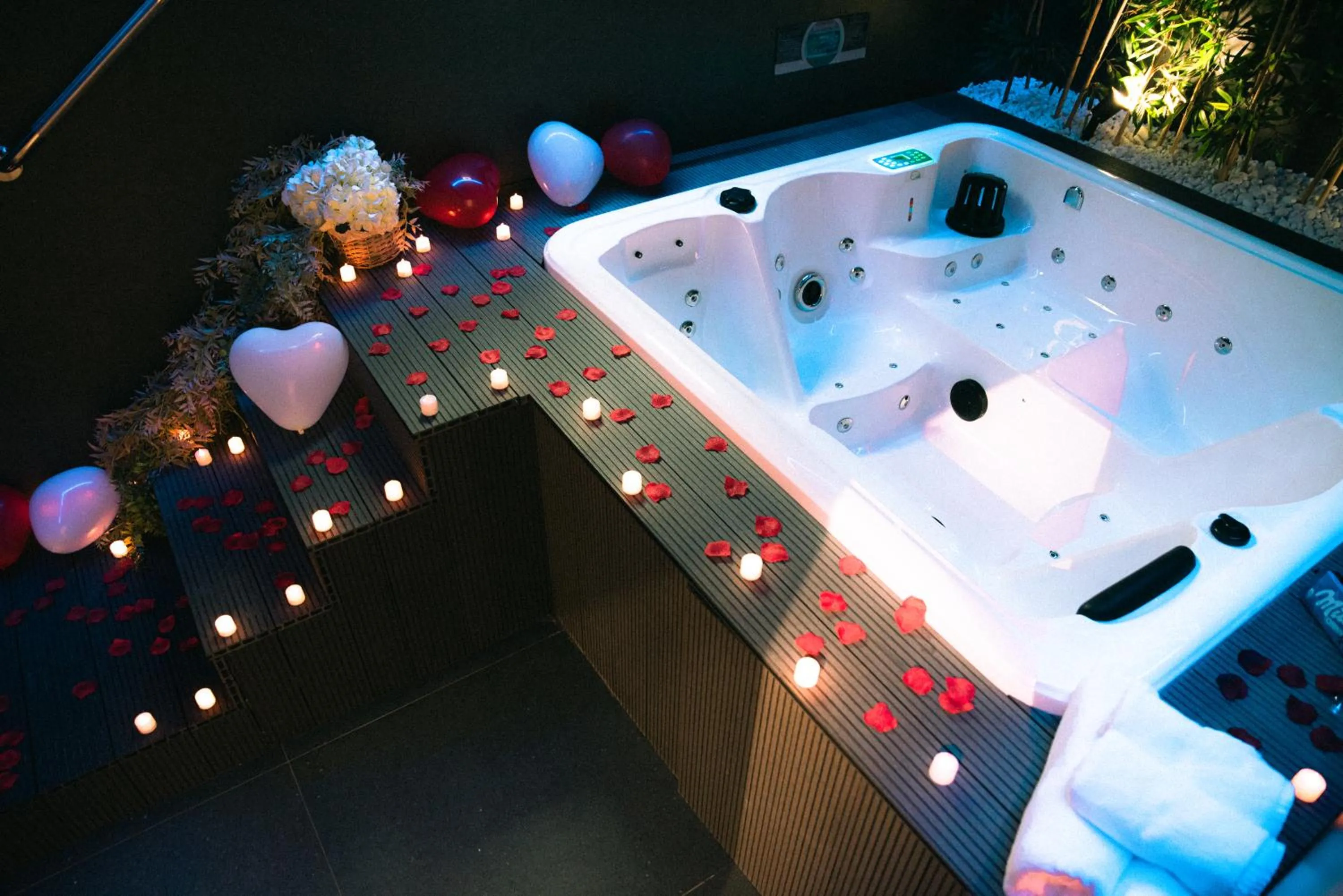 Hot Tub in Futurotel Sevilla