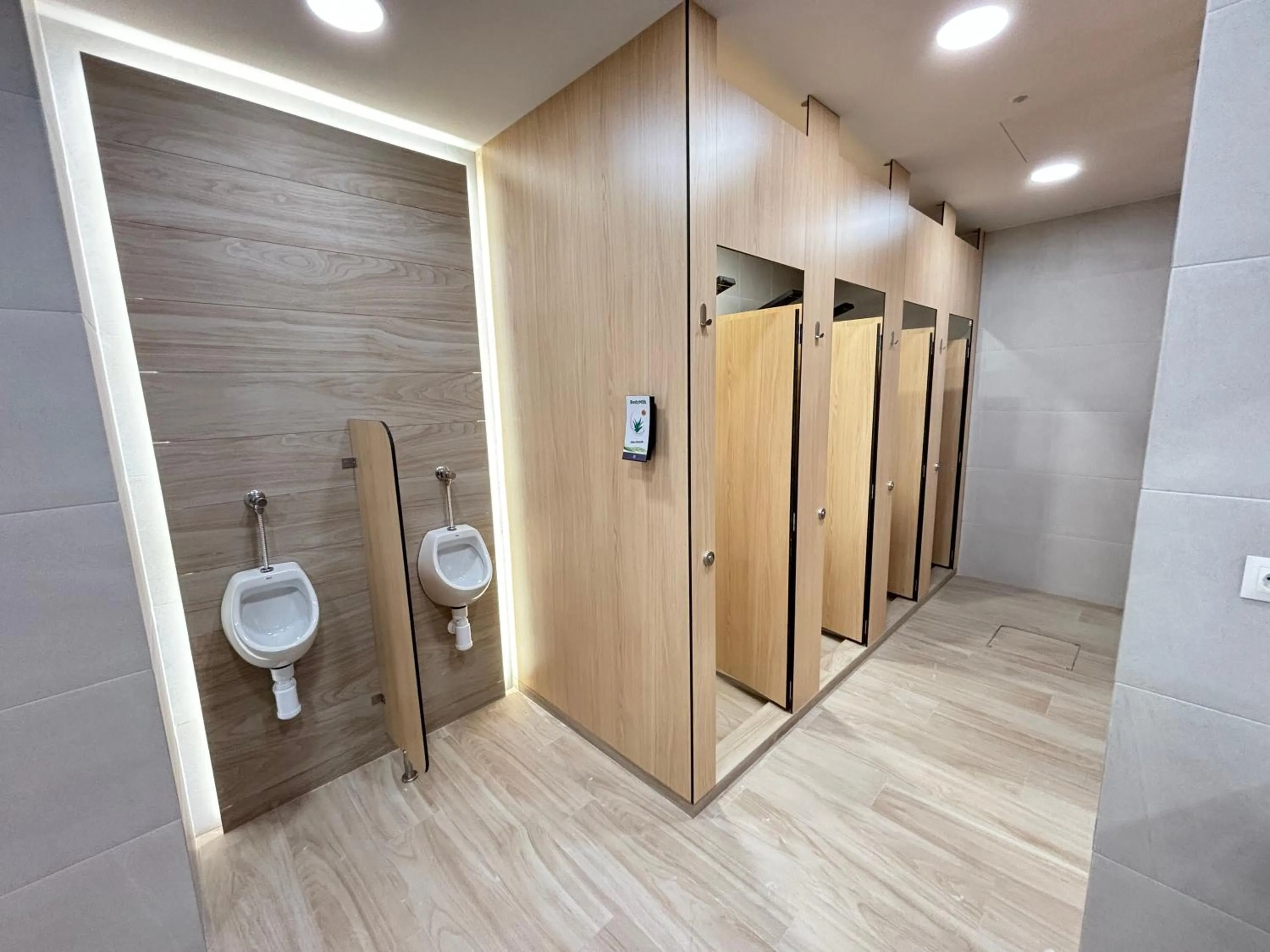 Public Bath in Futurotel Sevilla