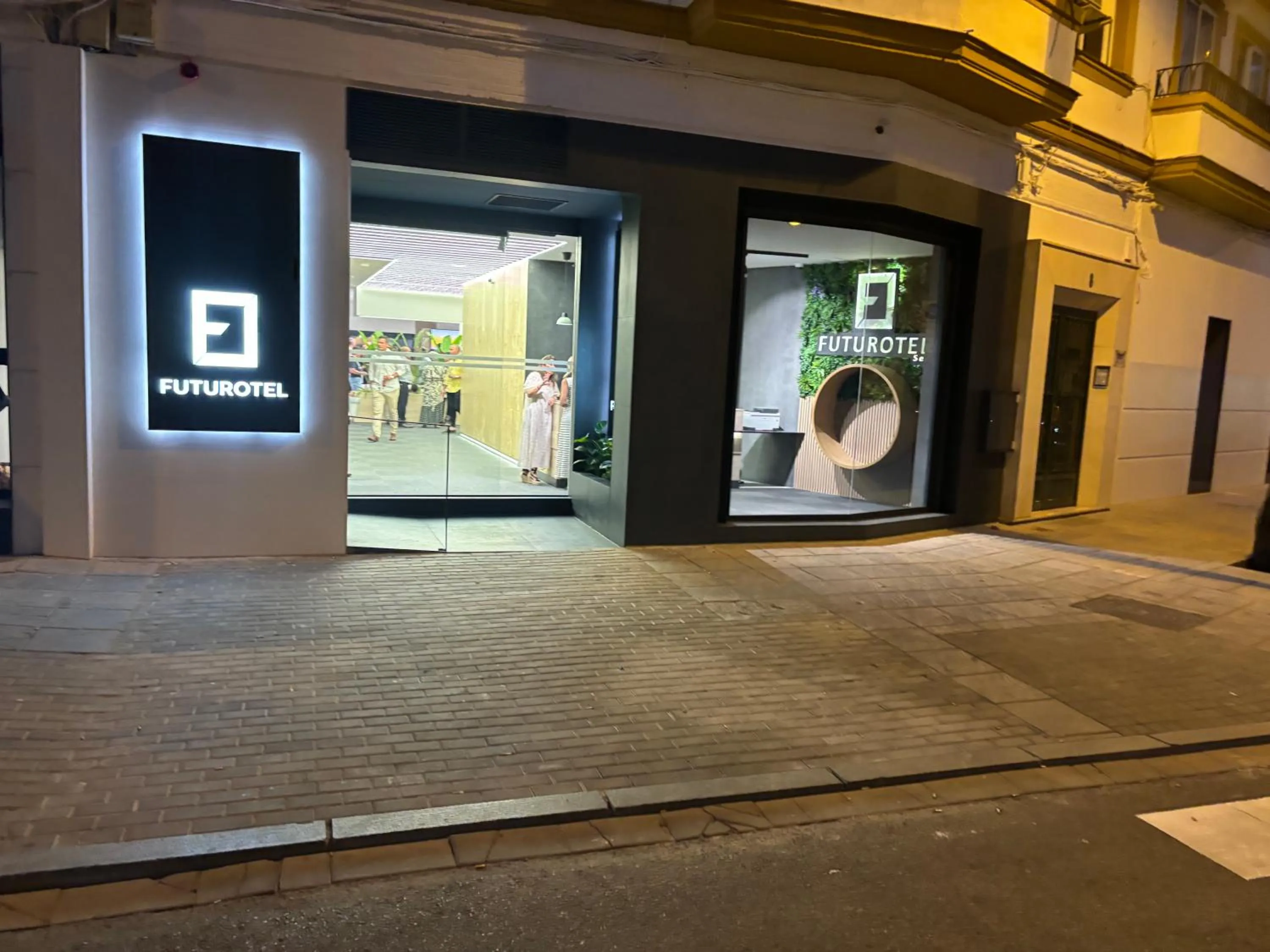 Property building in Futurotel Sevilla