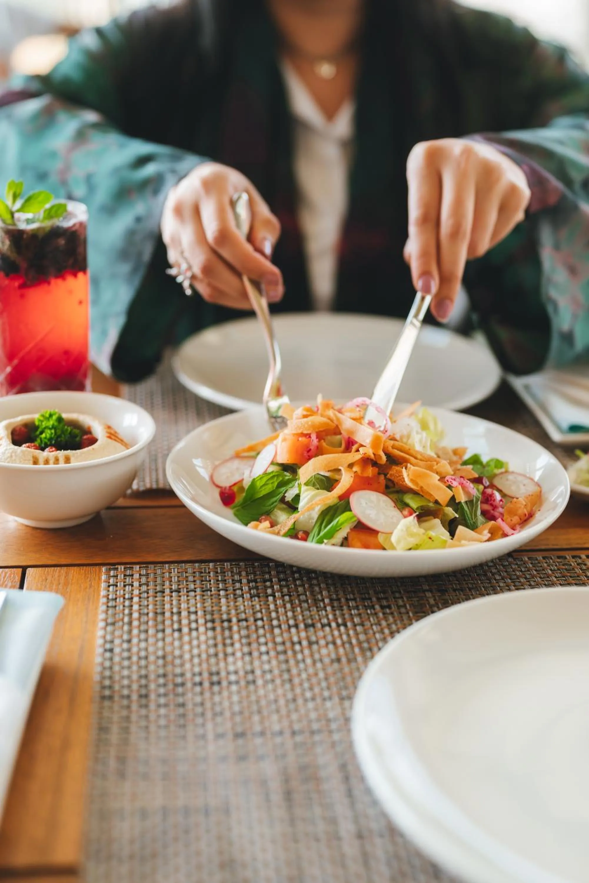 Restaurant/places to eat in Millennium Al Masar