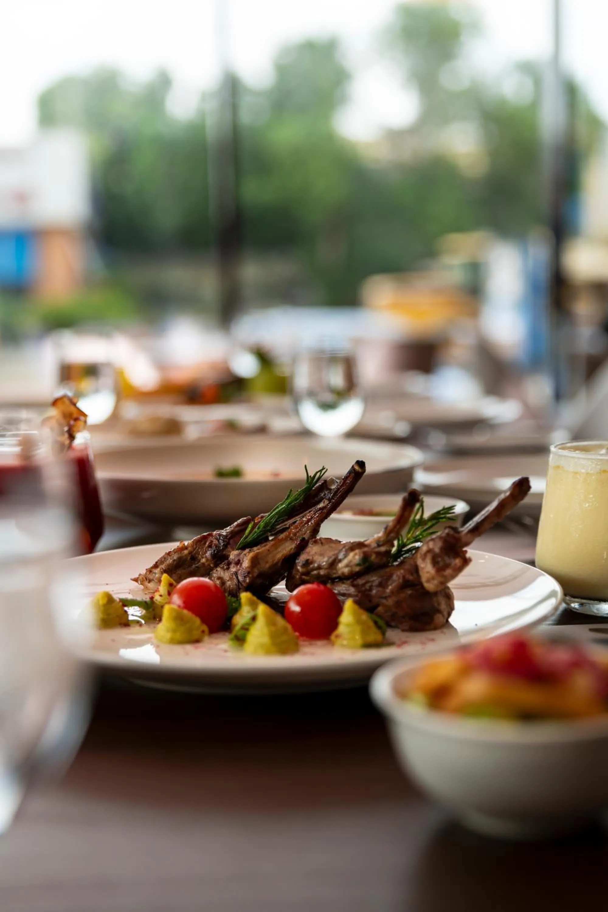 Restaurant/places to eat in Millennium Al Masar