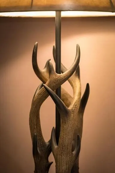 Decorative detail in Castletown Hotel