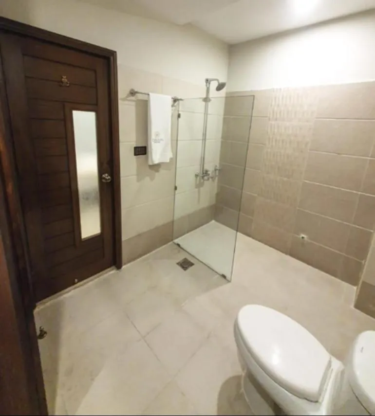 Bling International Hotel Multan