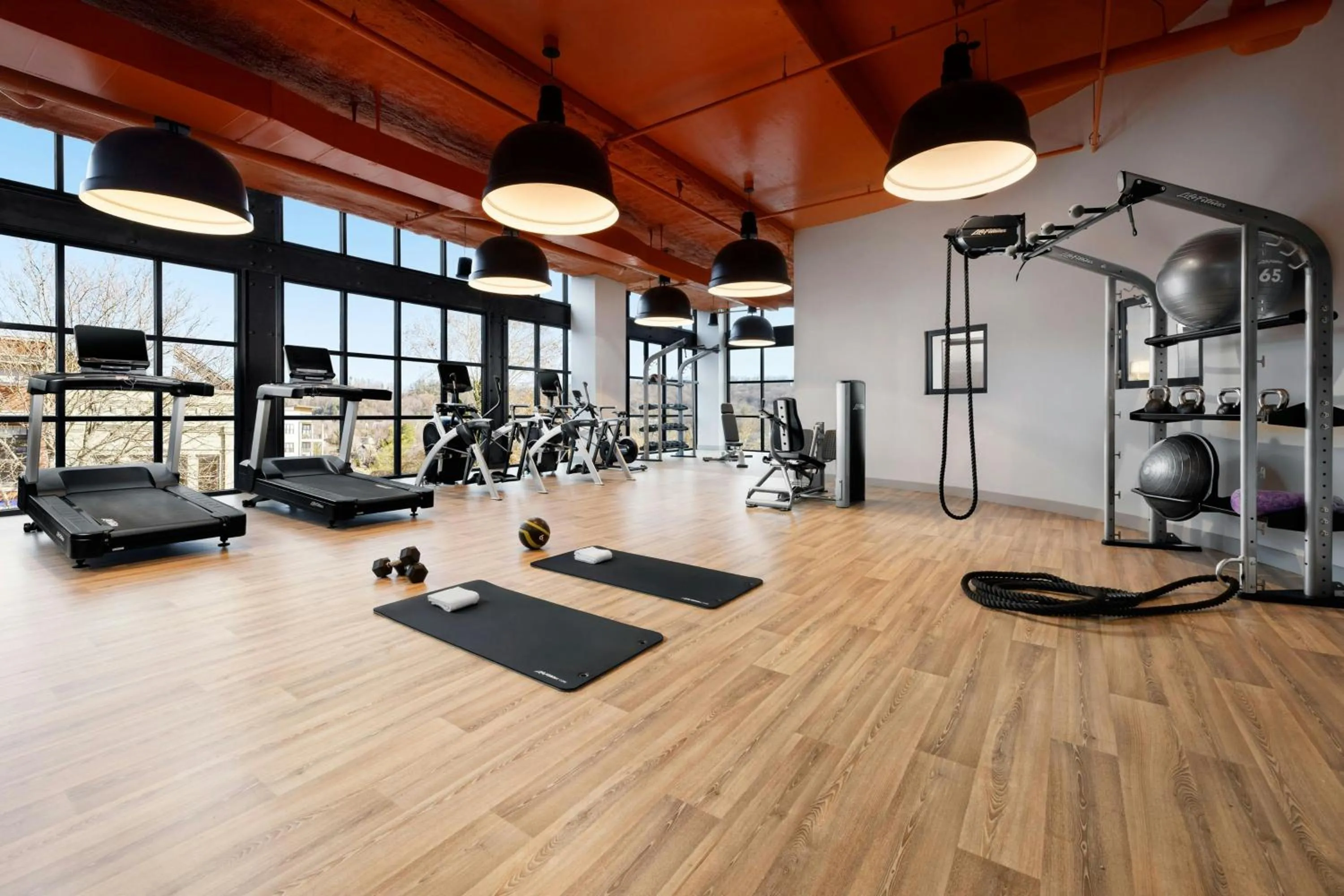 Fitness centre/facilities in Moxy Asheville