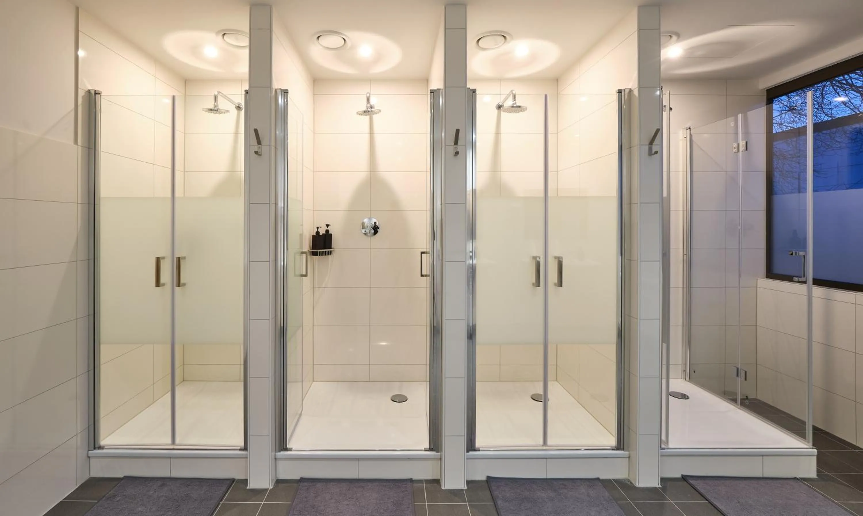 Shower in sleep1c