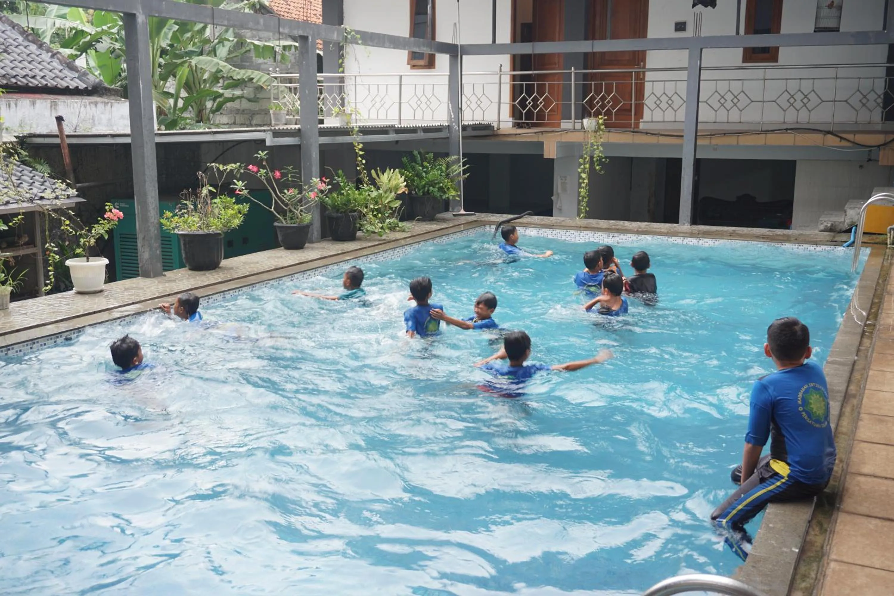 Swimming pool in New Wijaya Hotel