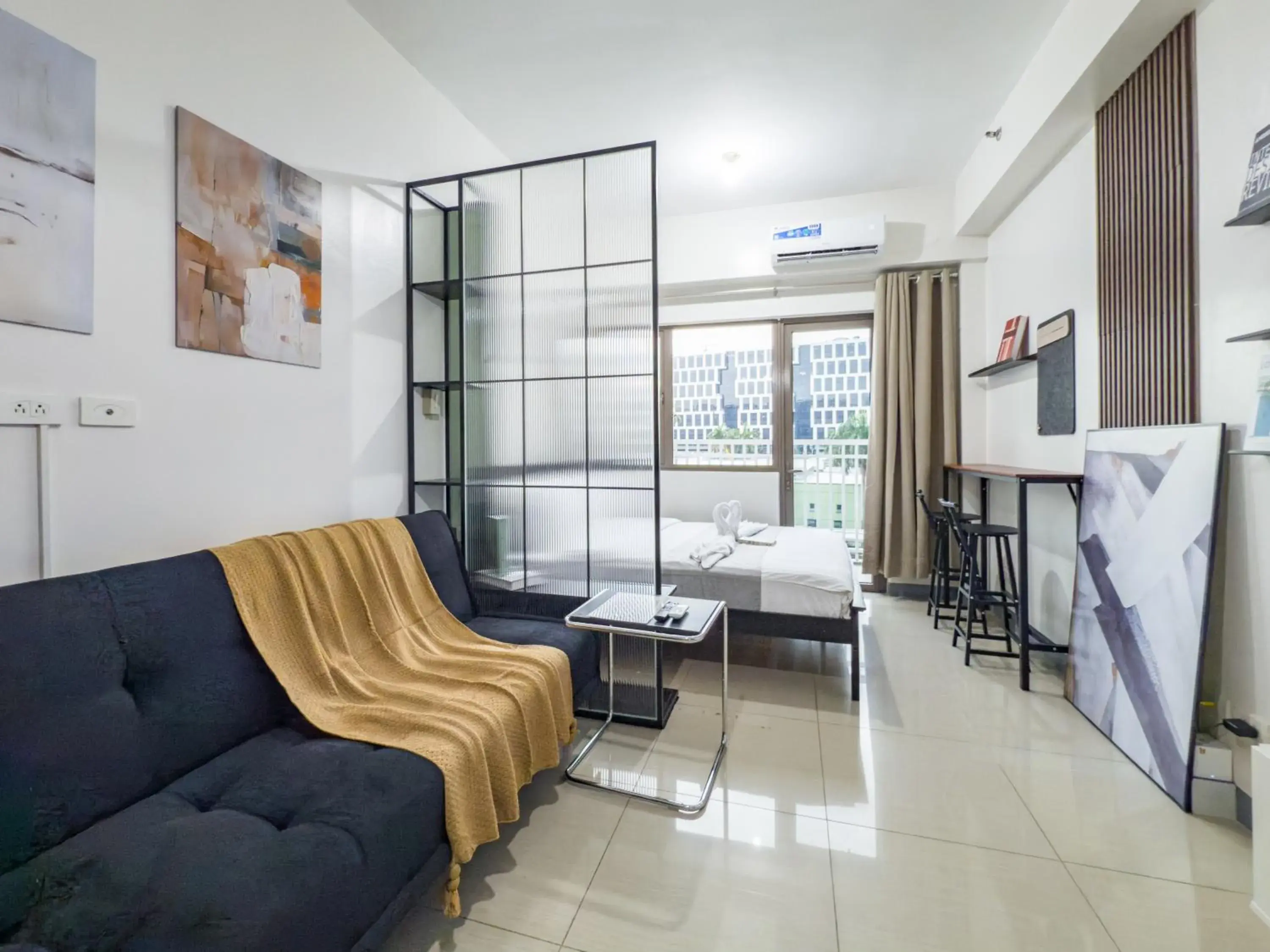 Superior Apartment in GemstoneBR in SMDC Shore Residences Superior Apartment in GemstoneBR in SMDC Shore Residences