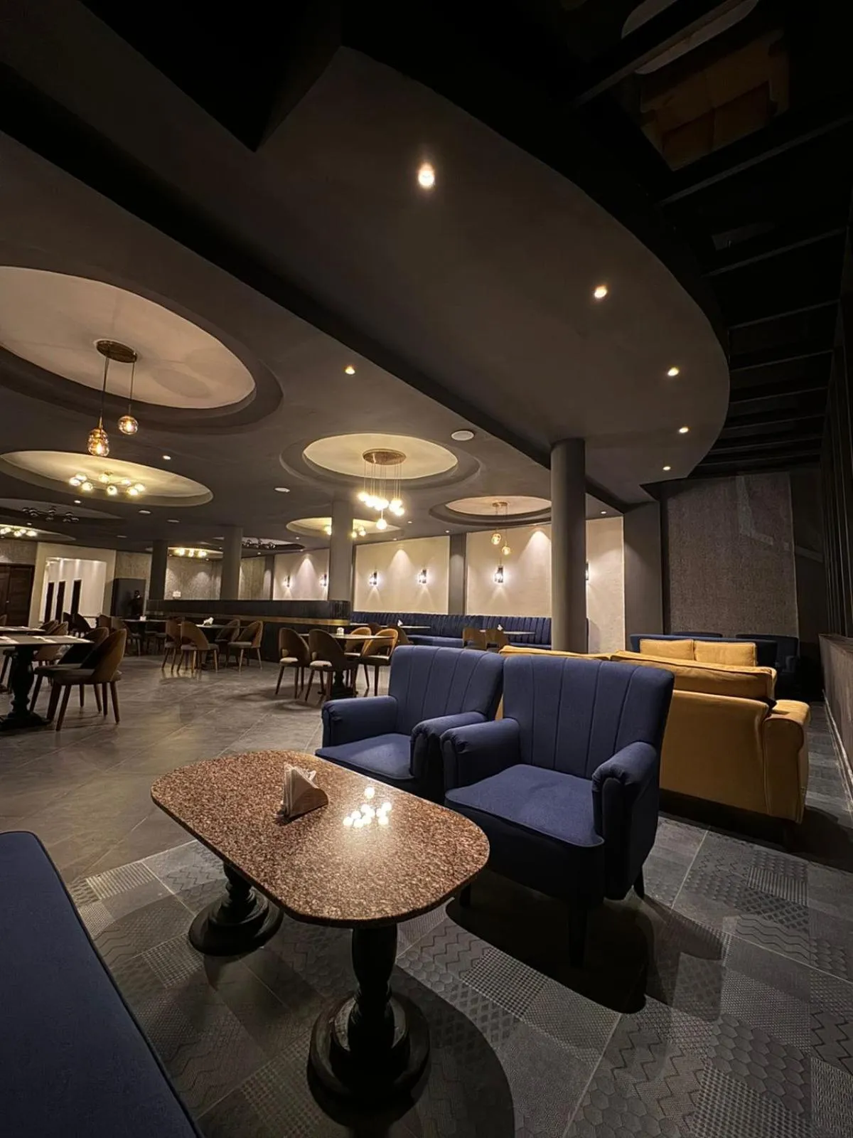 Restaurant/places to eat in The Ivory Hotel