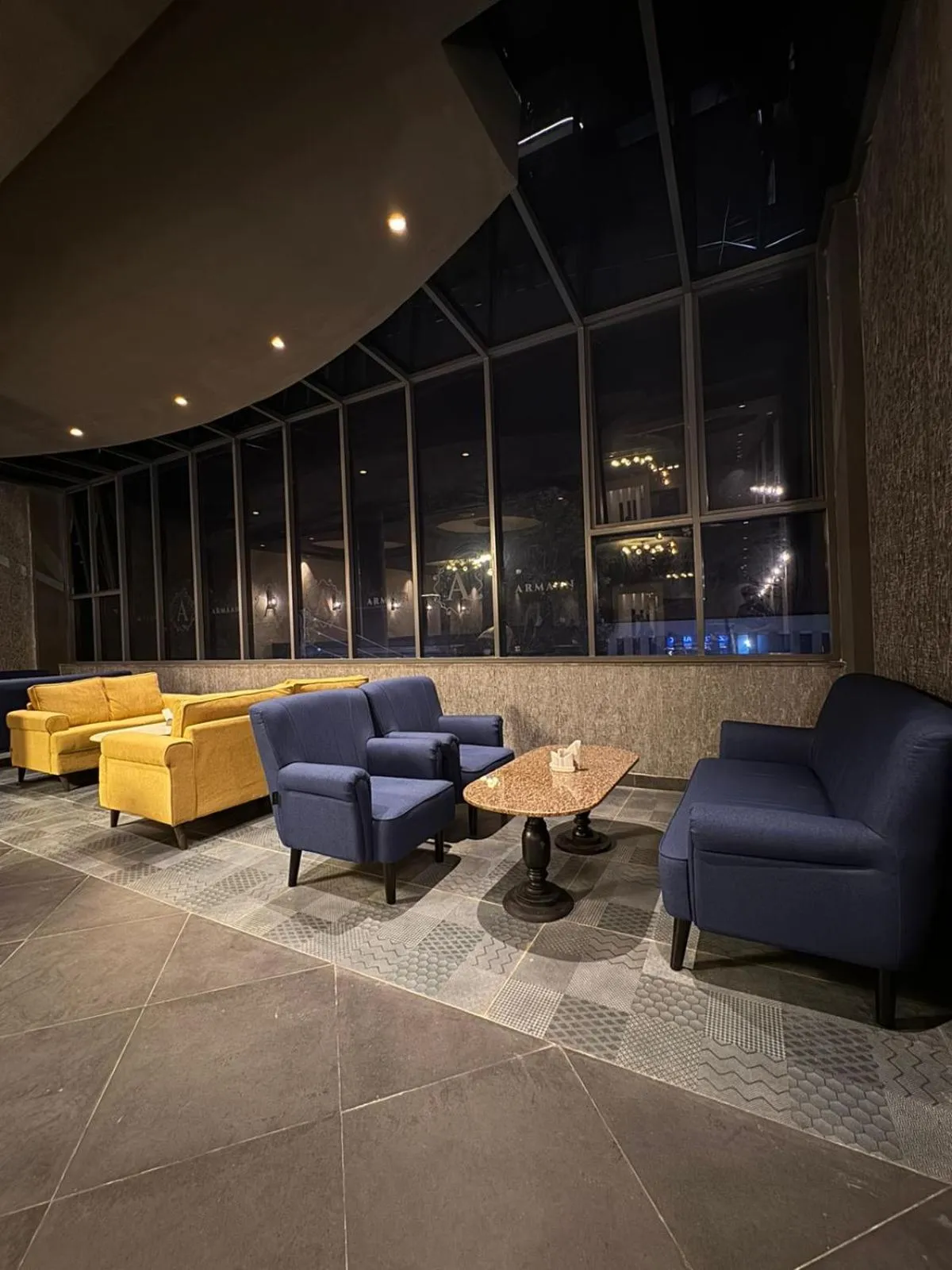 Restaurant/places to eat in The Ivory Hotel