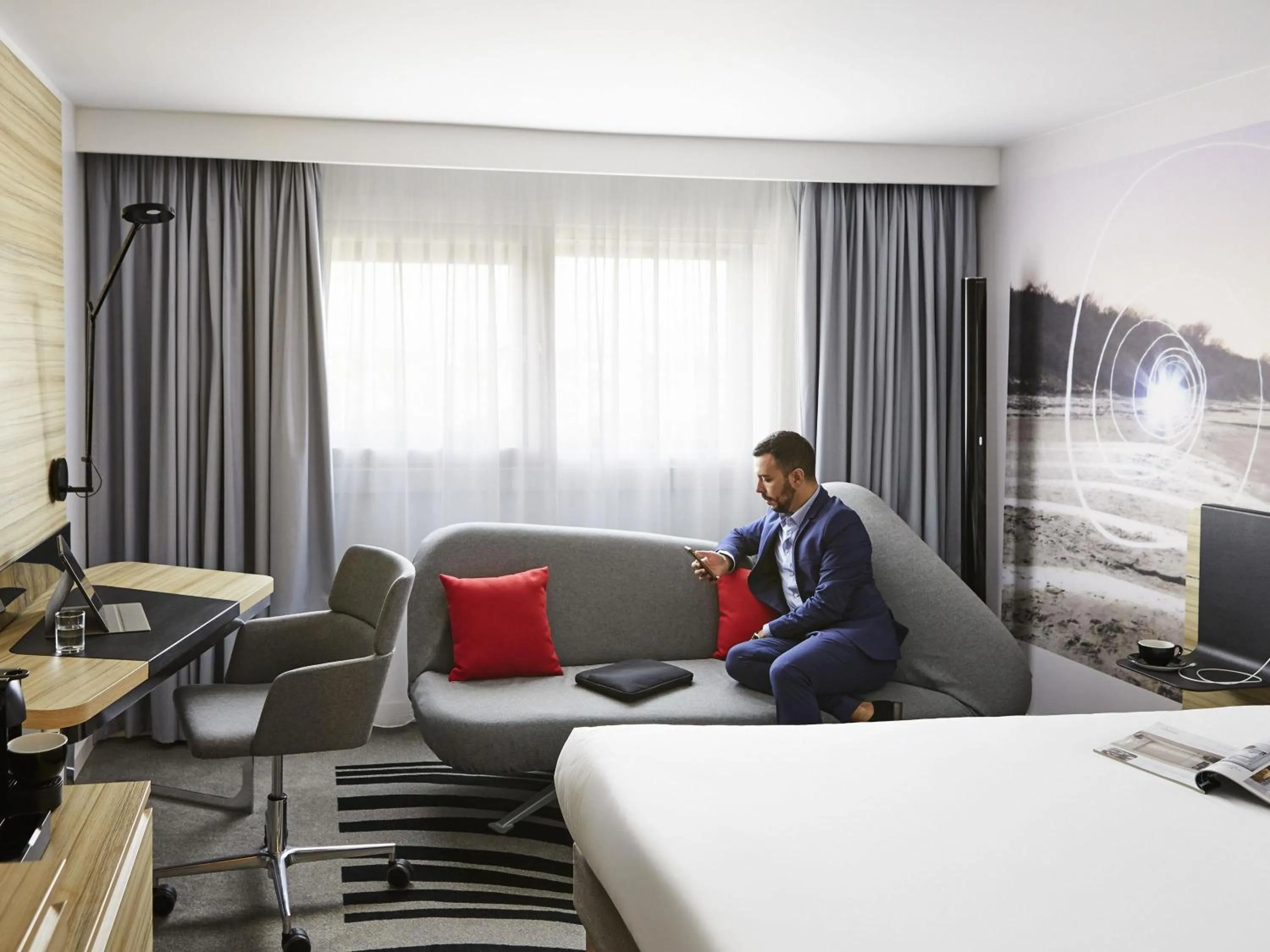 Bedroom in Novotel Birmingham Airport Terminal Building - NEC