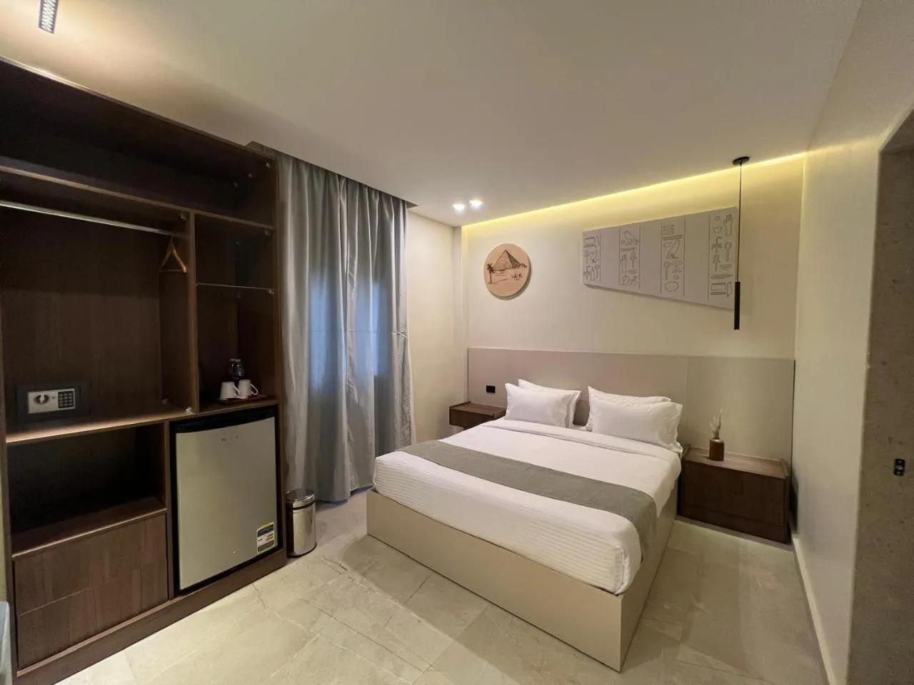 Deluxe Double Room in Pyramids Island