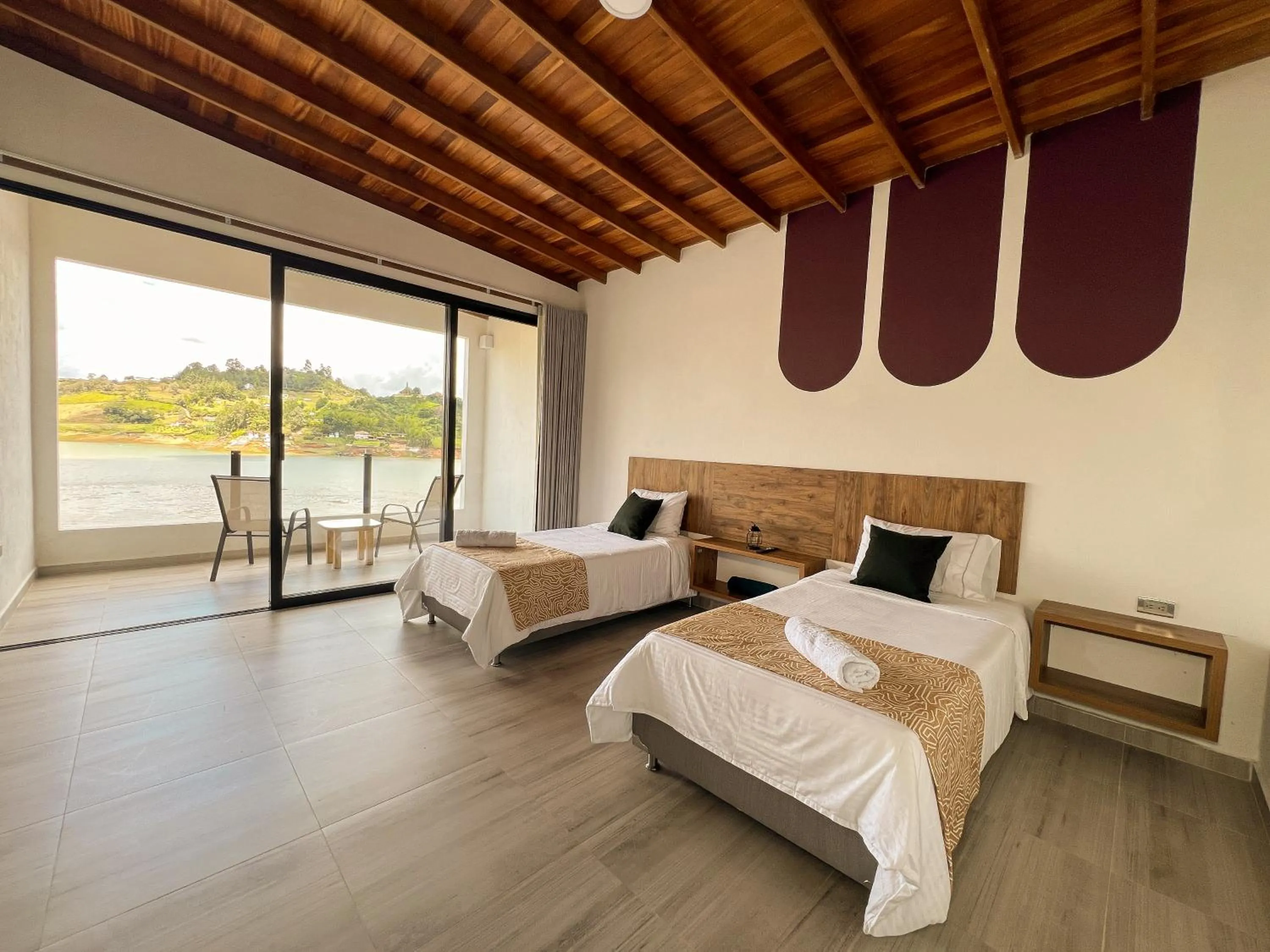 Bed in Viajero Guatapé Hostel & Lake Club