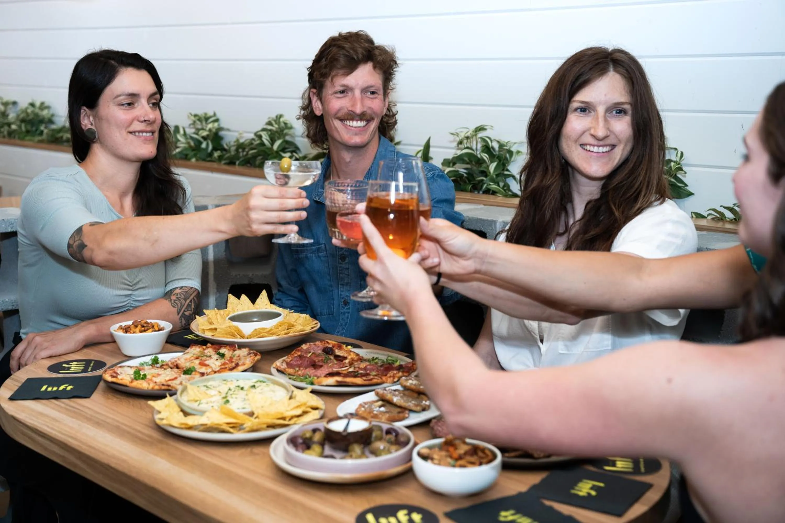 Restaurant/places to eat in VRGE Revelstoke