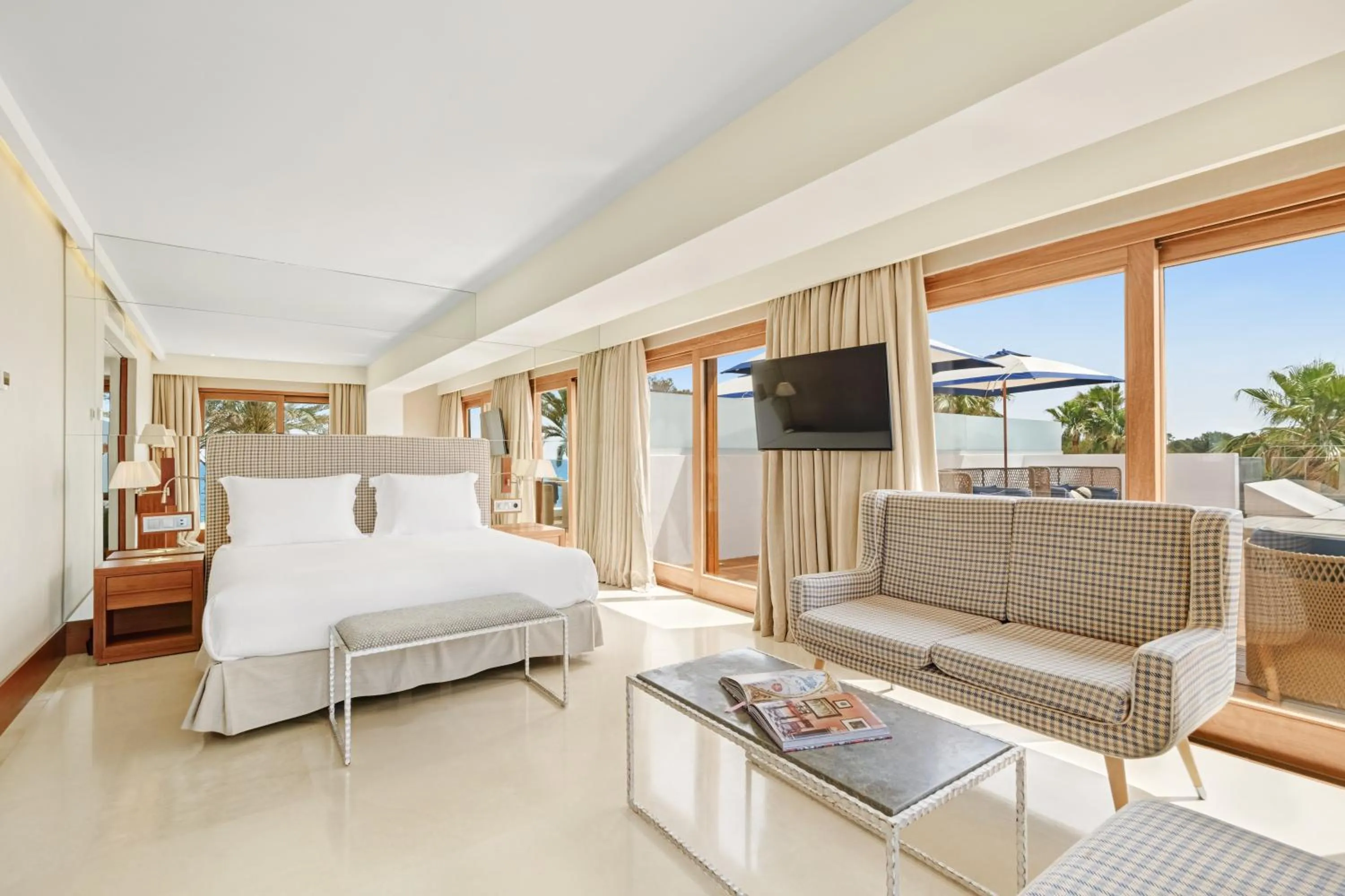 Photo of the whole room, Bed in Gecko Hotel & Beach Club