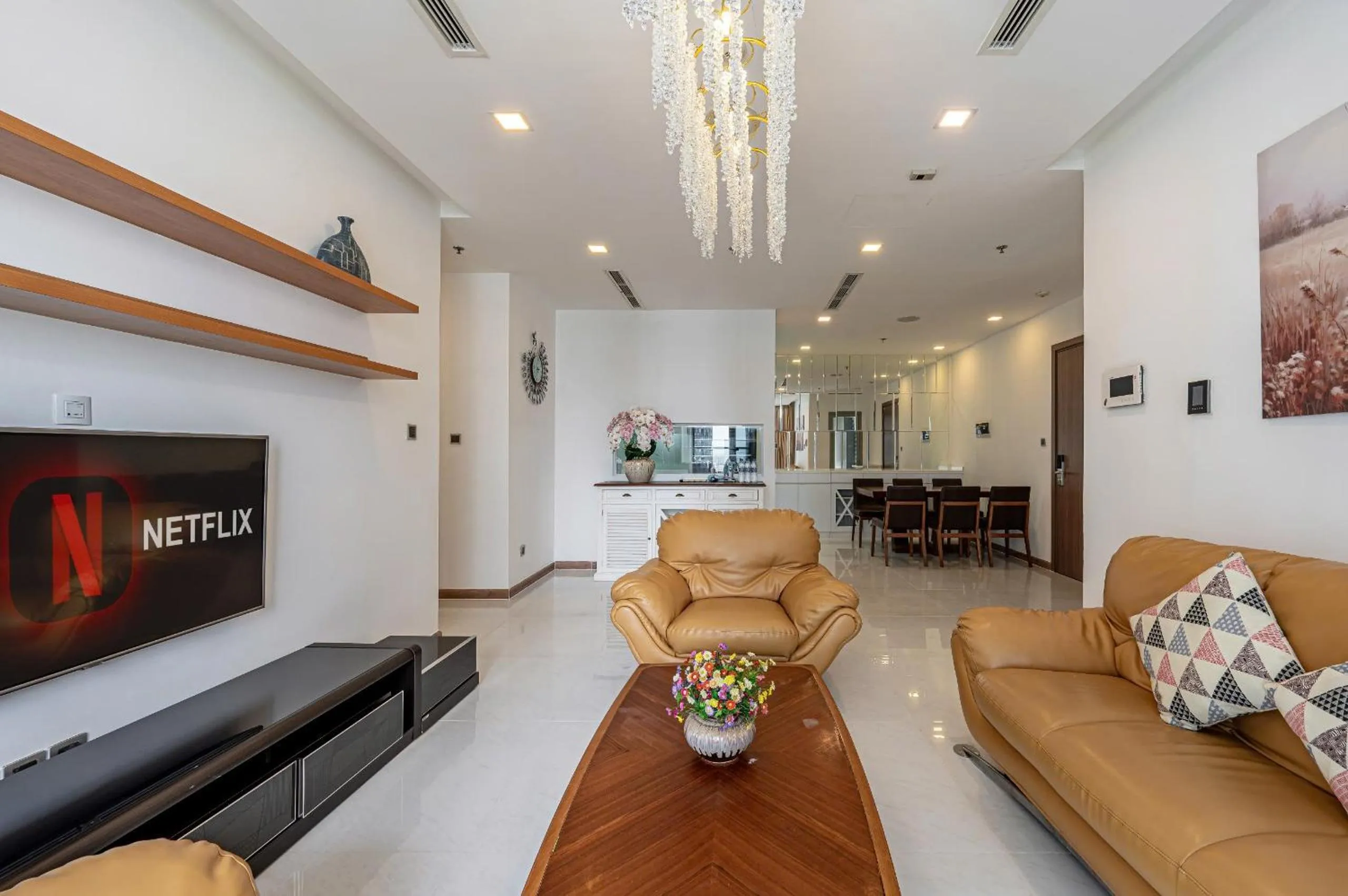 TV and multimedia in Urban Zen Saigon - Vinhomes Landmark 81