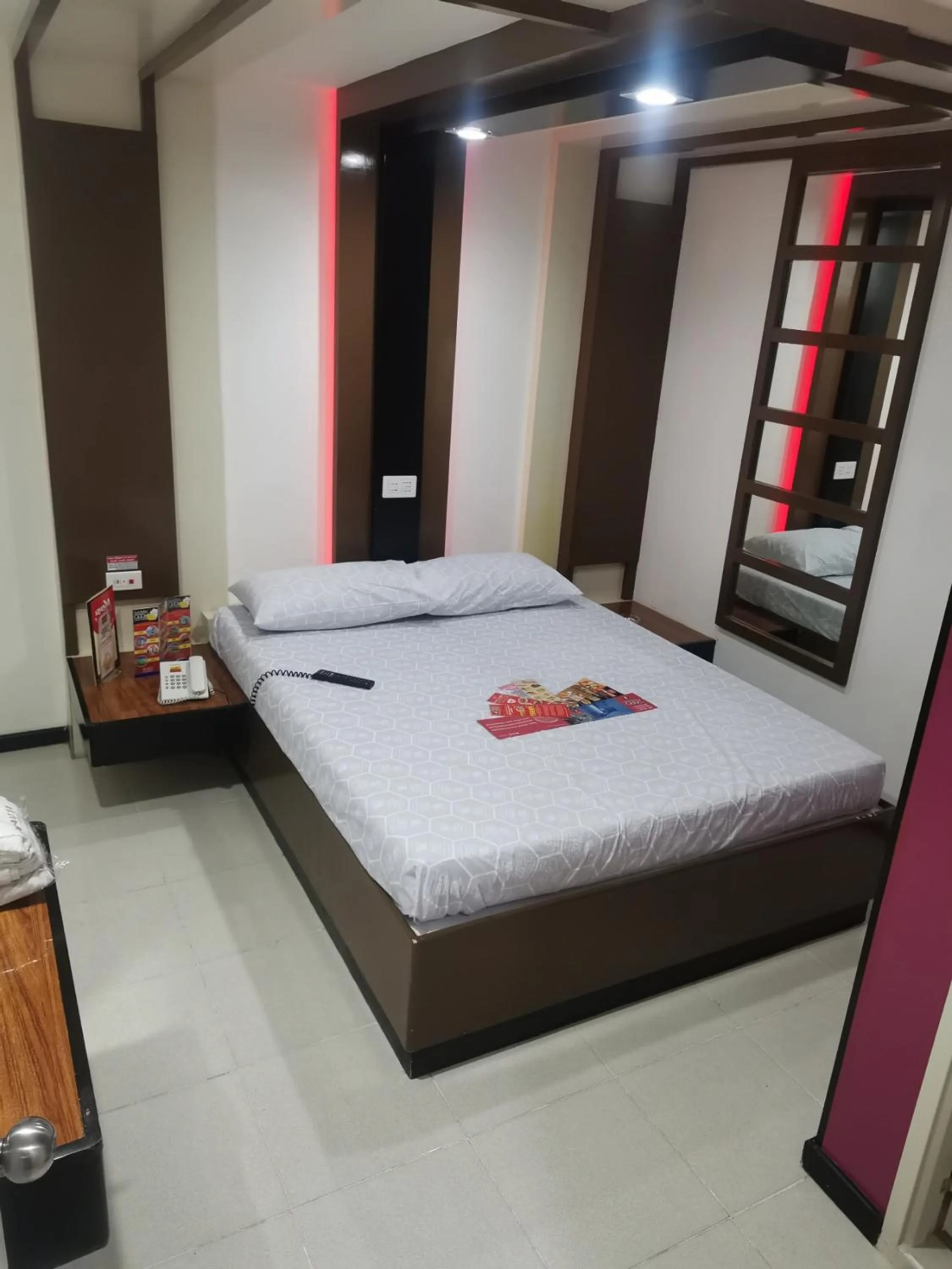 Bed in Hotel Sogo Timog 2