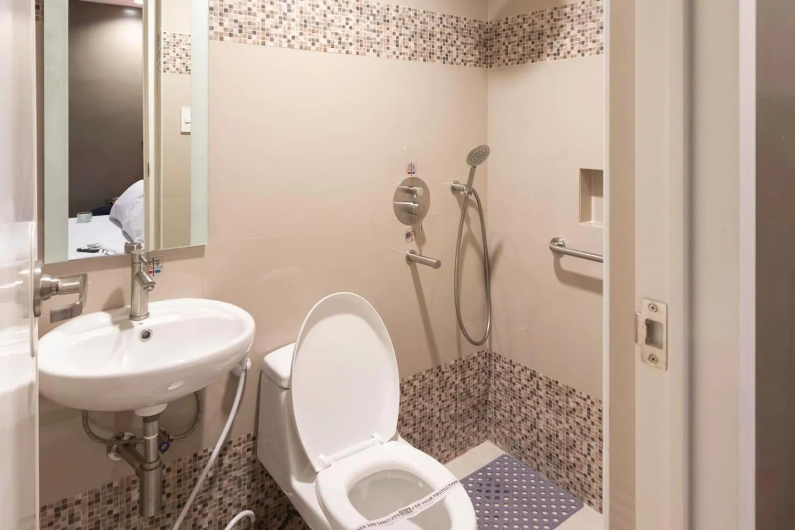 Bathroom in Hotel Sogo Cagayan De Oro