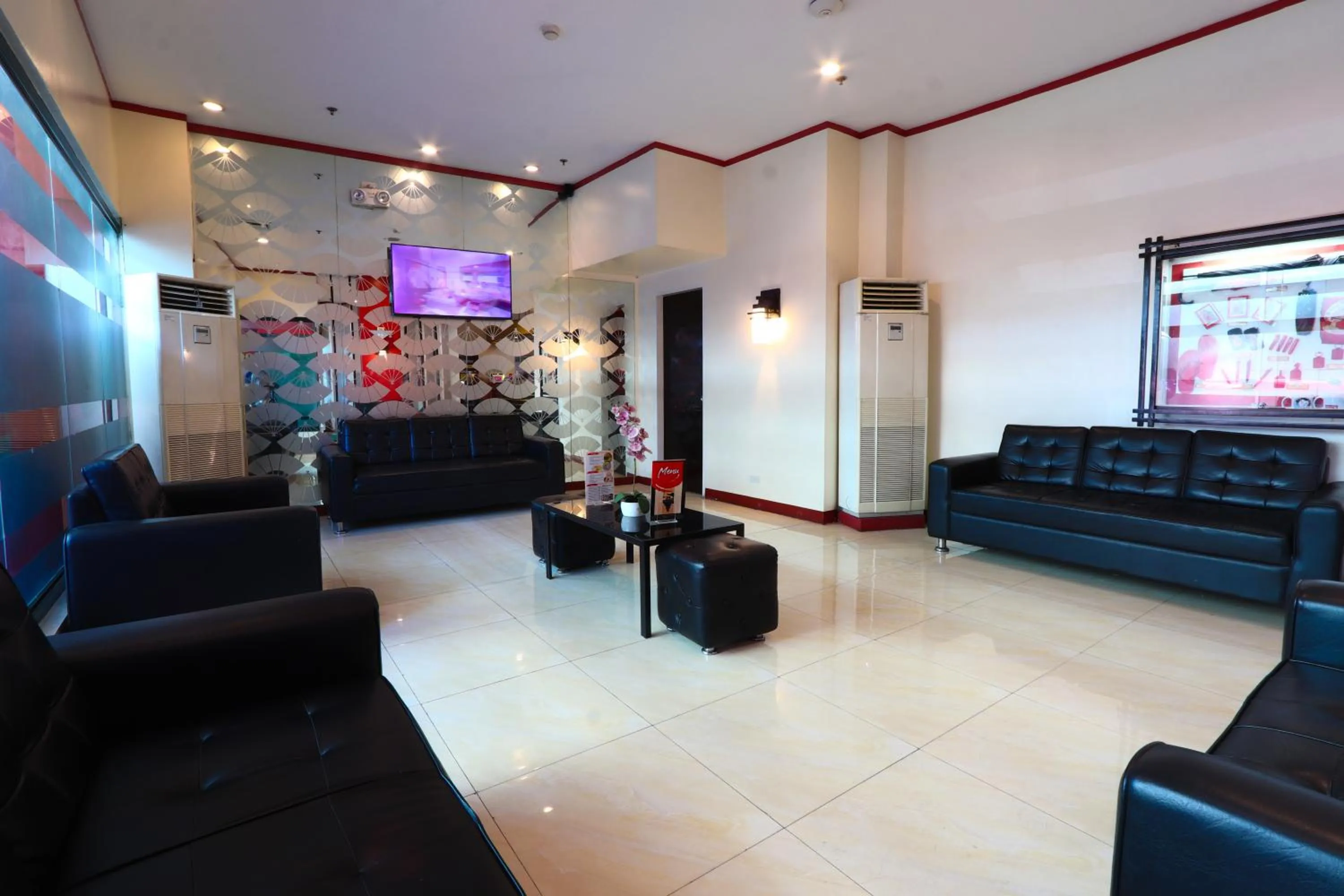 Lobby or reception in Hotel Sogo Yabut
