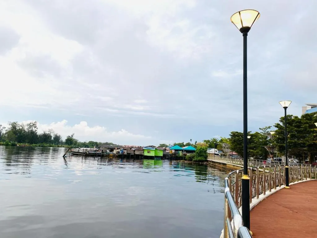 MiriTimesSquare DAJ#4 Free WI-FI