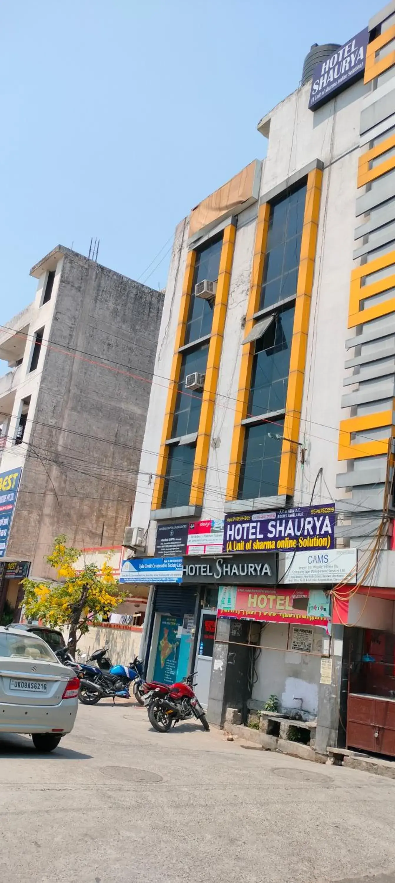 Deluxe Double Room in Hotel Shaurya By Sharma 0nline Solution Haridwar Deluxe Double Room in Hotel Shaurya By Sharma 0nline Solution Haridwar