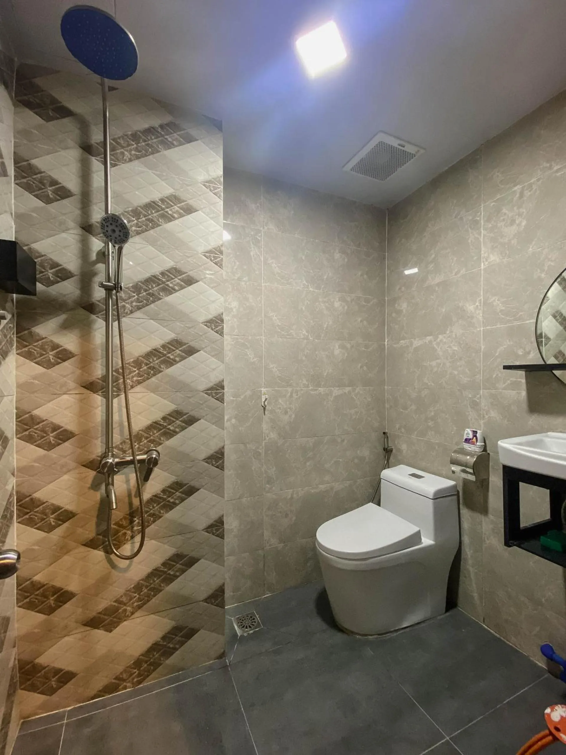 Shower in Zeus Living - Cozy Apartment in Thao Dien