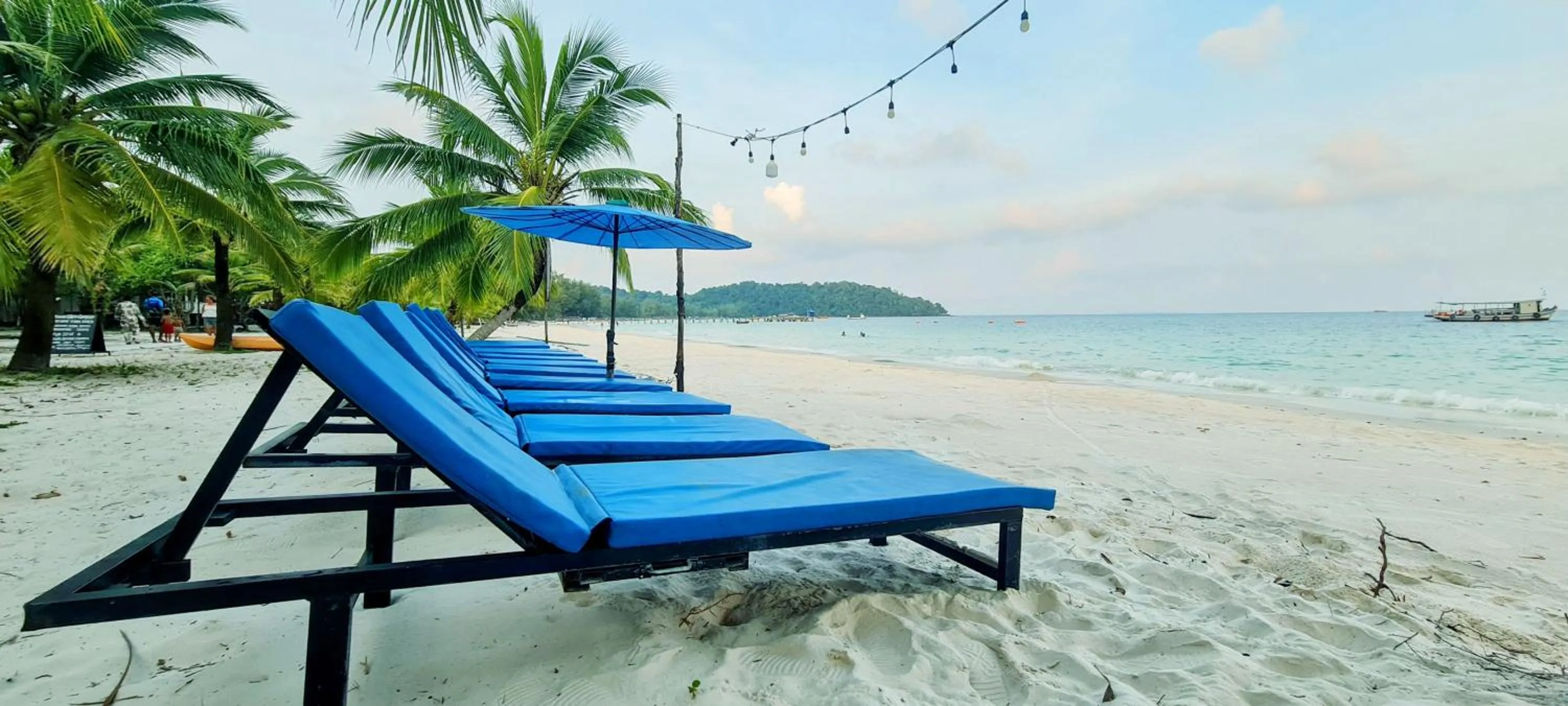 Beach in Koh Rong Beach Hostel and Bungalows