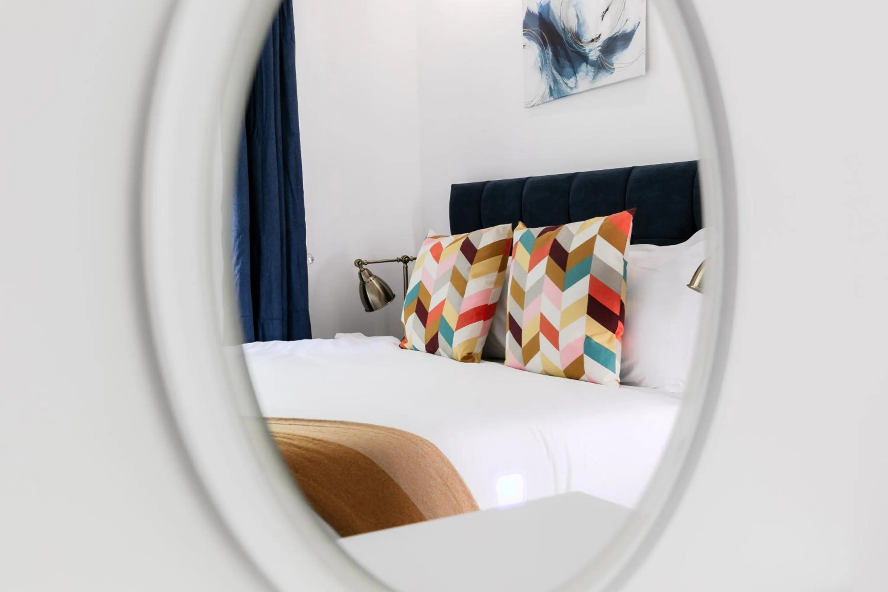 Other, Bed in Comfortable Apartments near Harrods