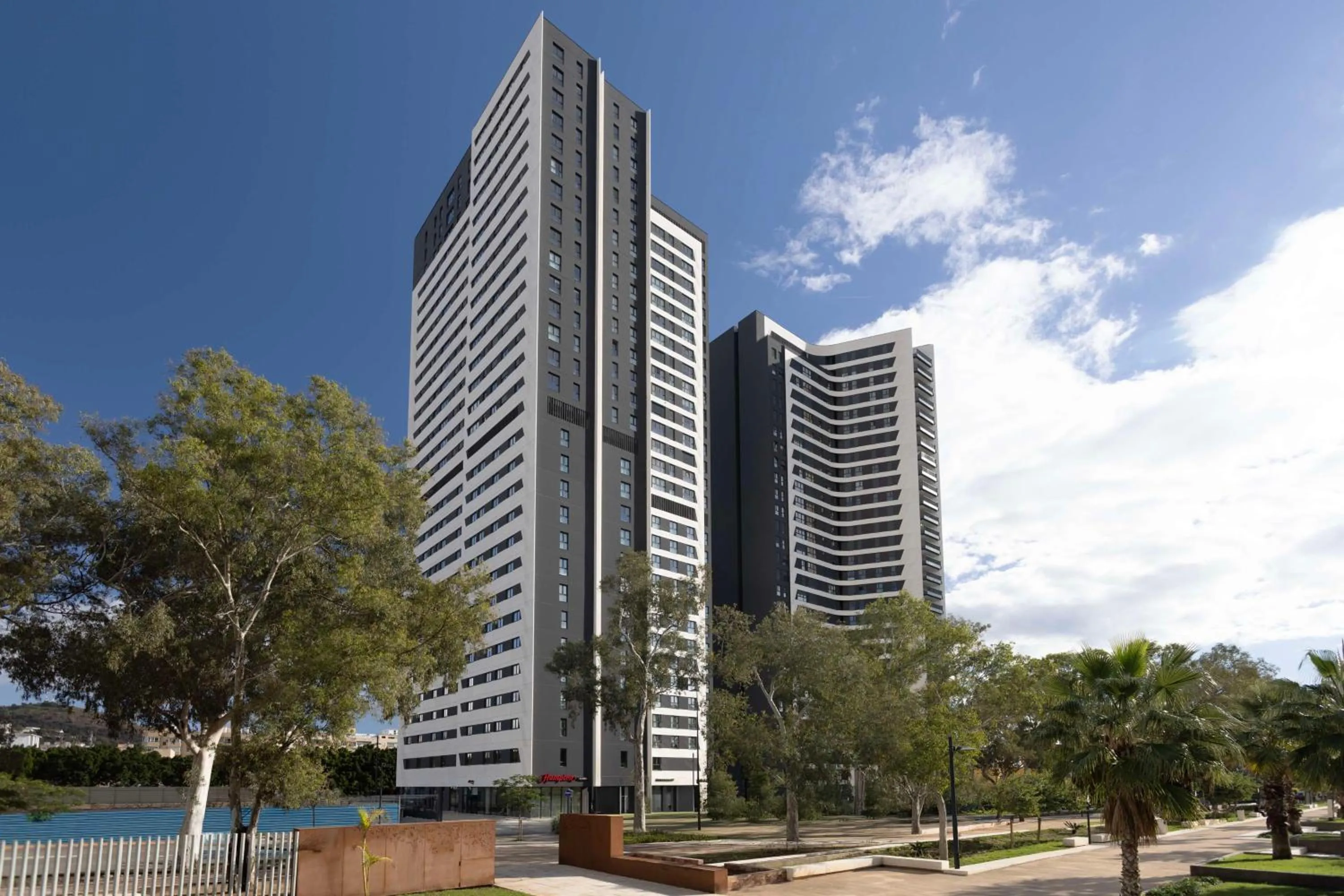 Property building in Hampton By Hilton Malaga Martiricos