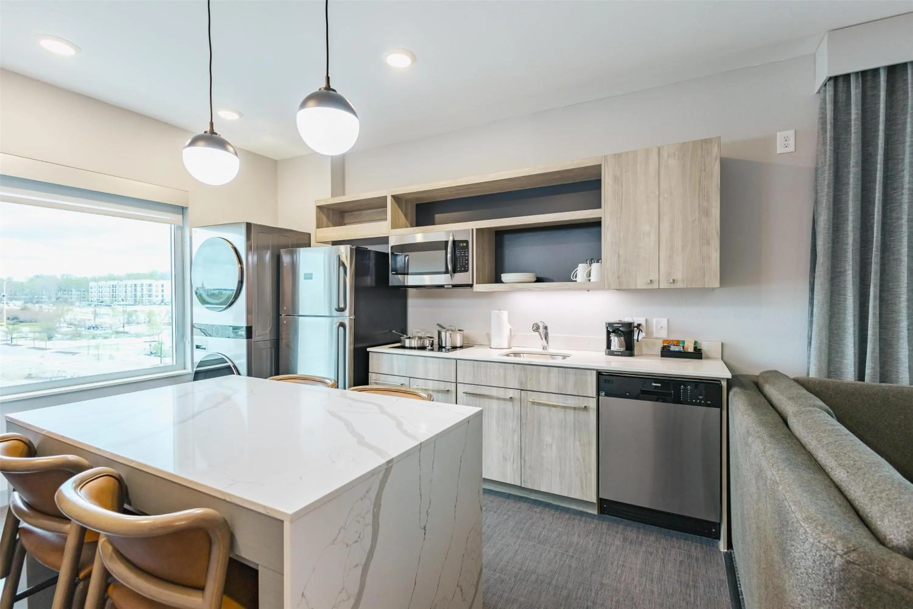 Kitchen or kitchenette in Homewood Suites By Hilton Buford Mall Of Ga