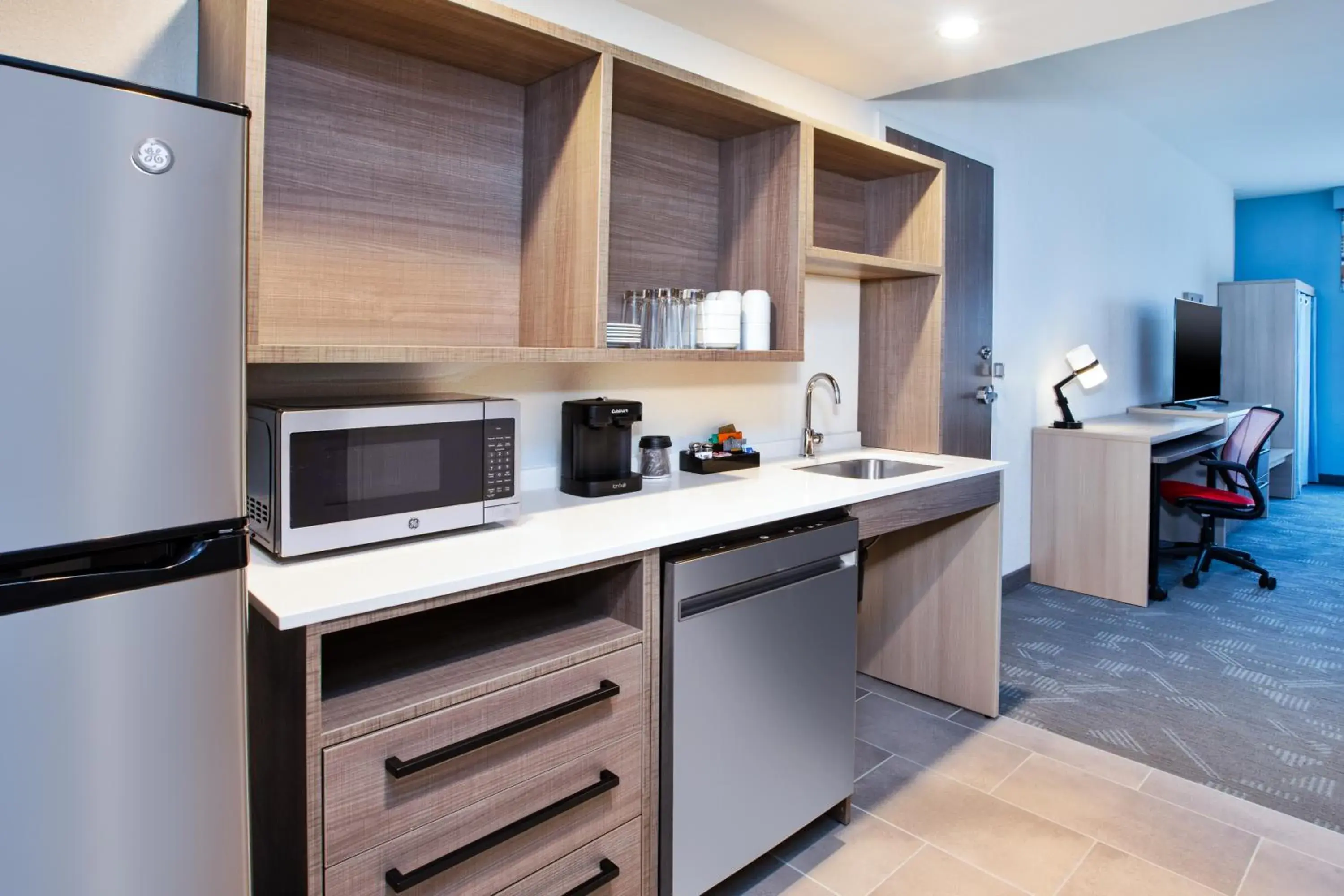 One-Bedroom King Suite in Home2 Suites By Hilton Grand Rapids Northeast One-Bedroom King Suite in Home2 Suites By Hilton Grand Rapids Northeast