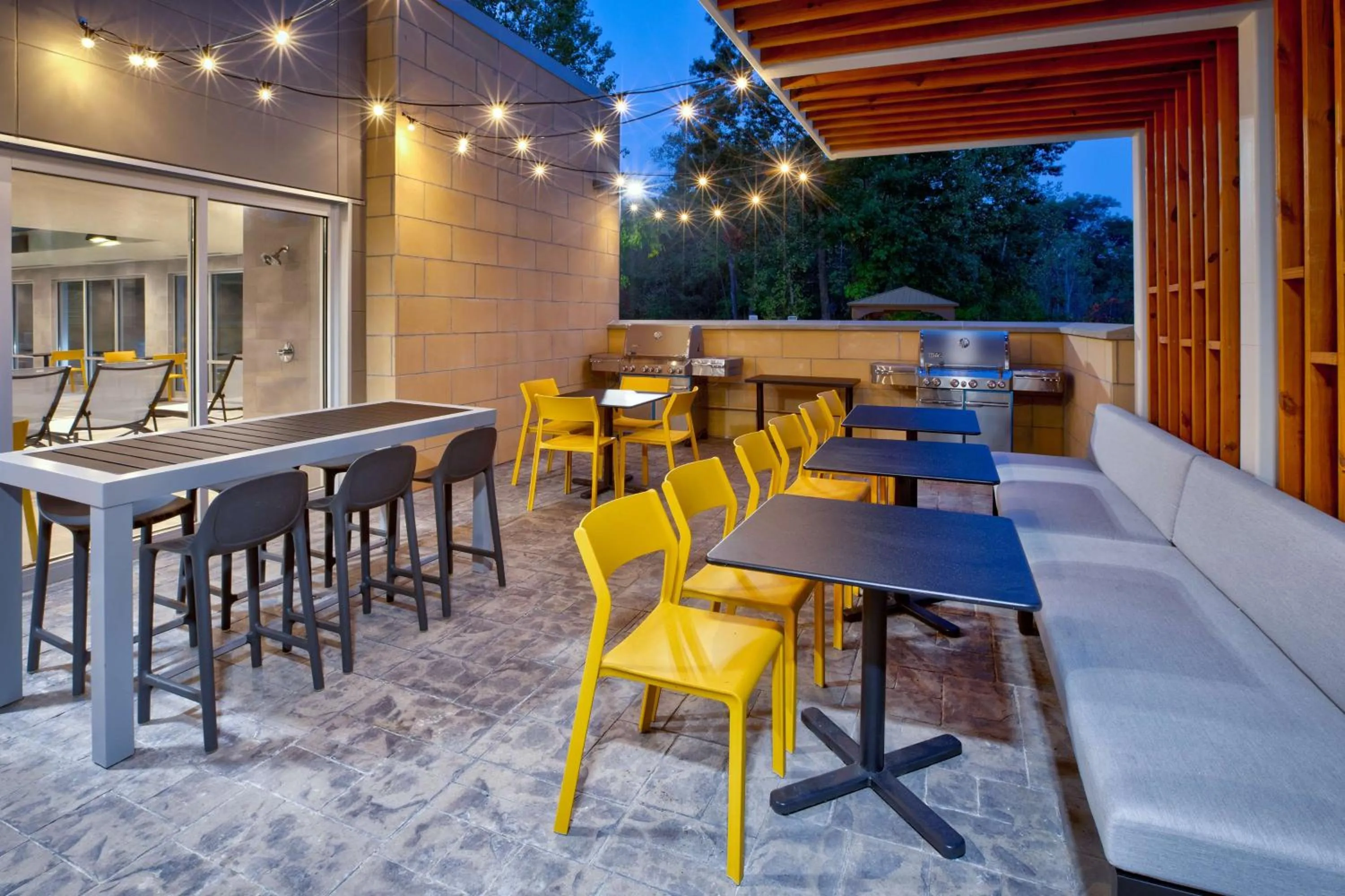 Patio in Home2 Suites By Hilton Grand Rapids Northeast