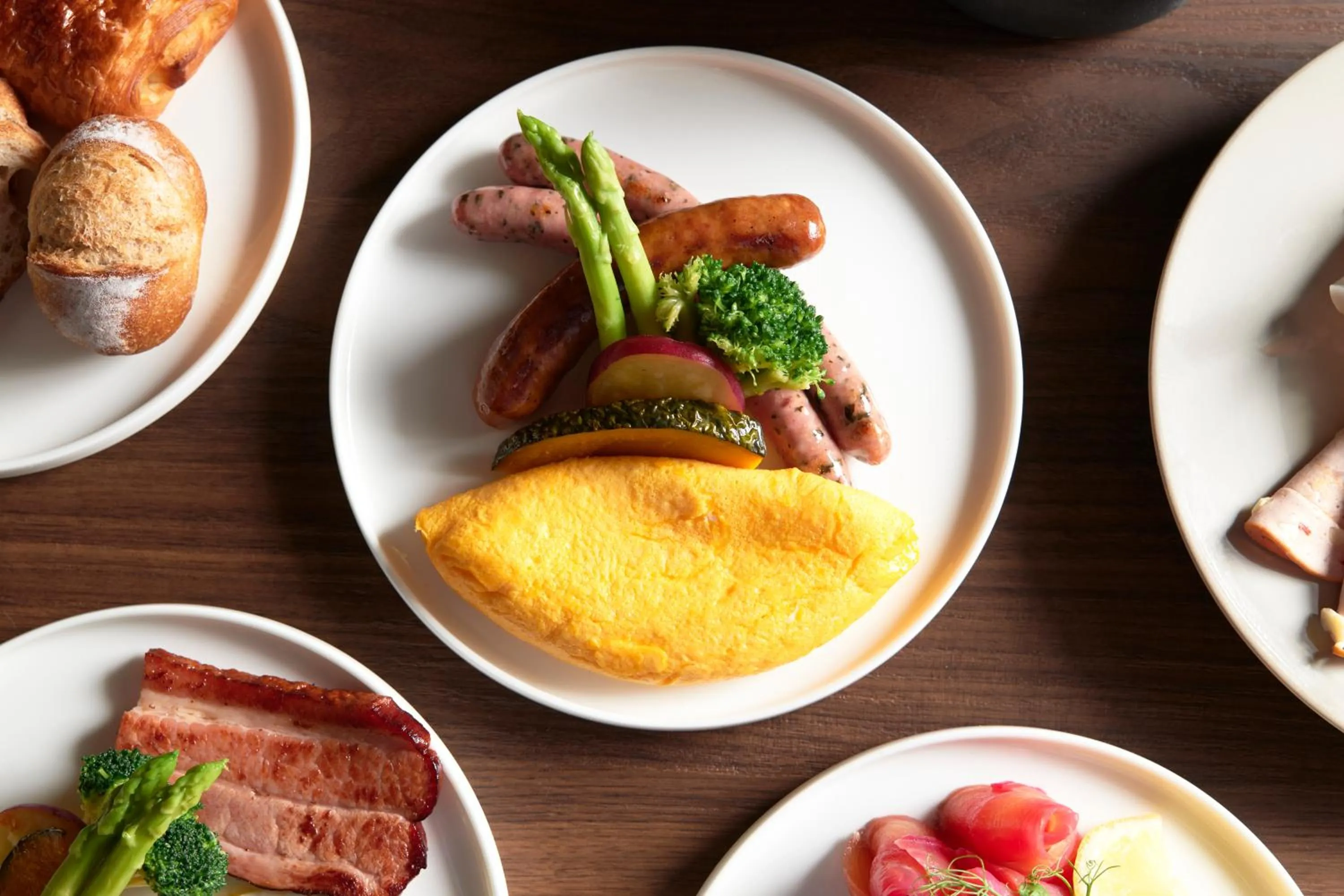 Restaurant/places to eat in Hilton Kyoto