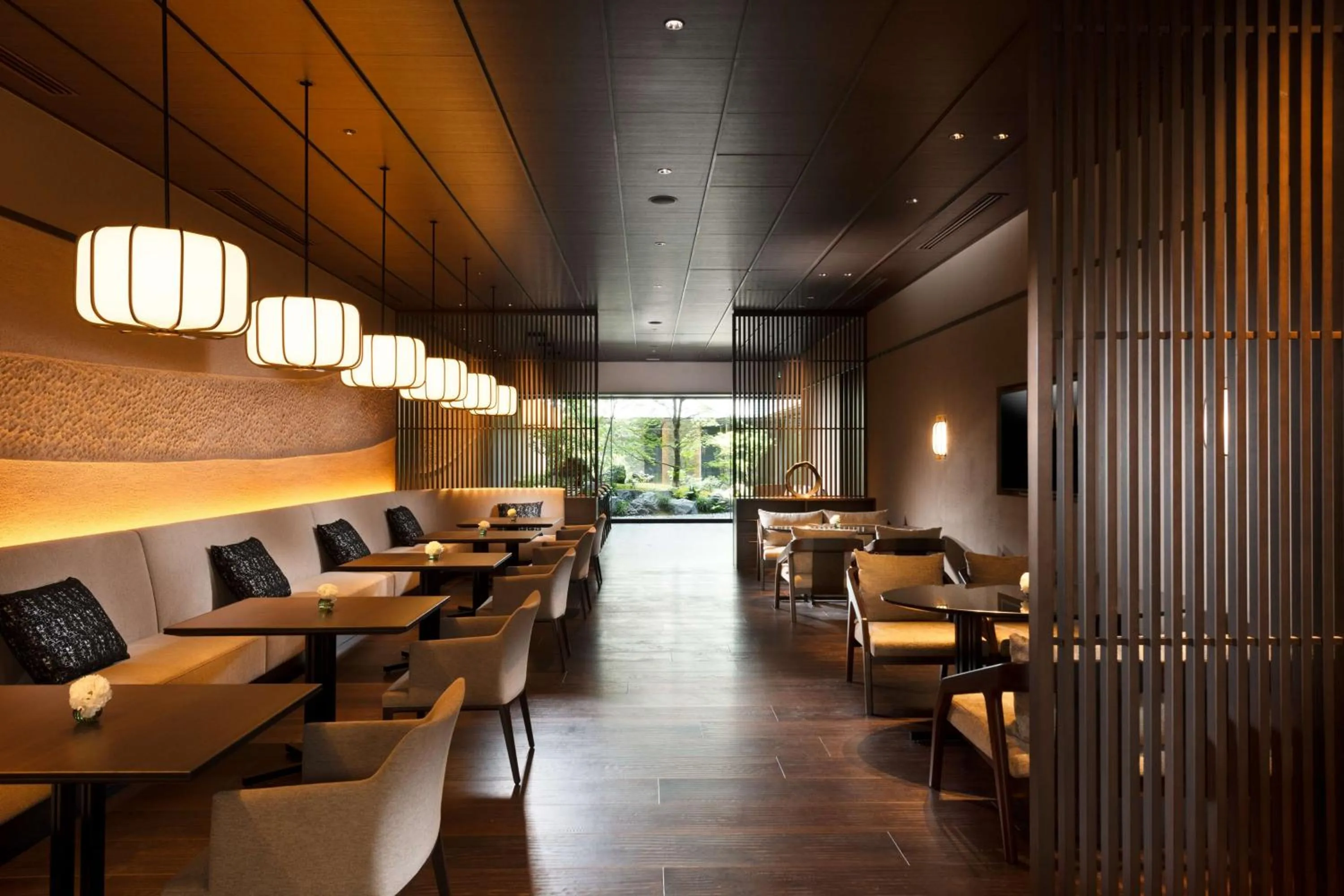 Living room in Hilton Kyoto