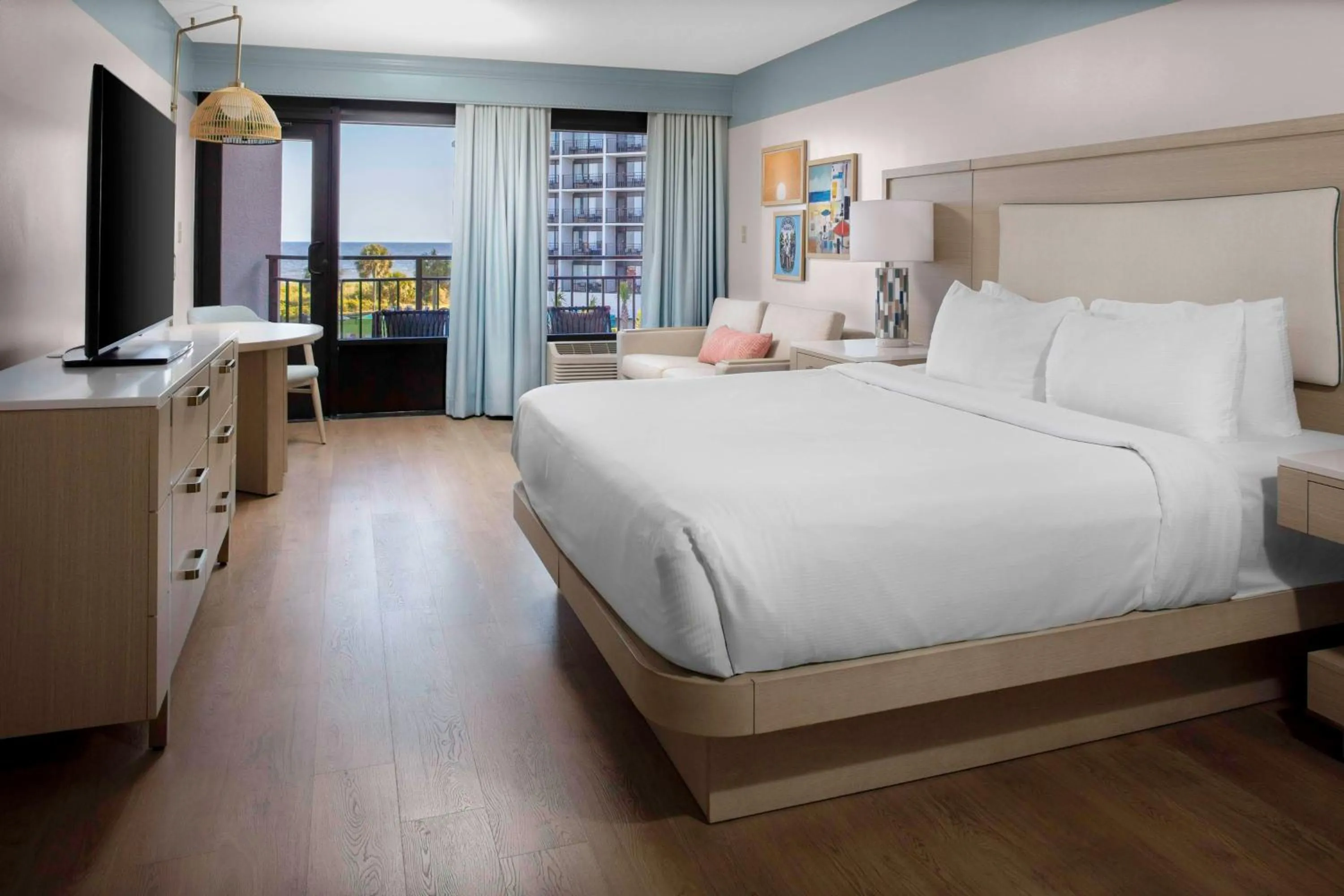 Bed in The Ellie Beach Resort Myrtle Beach, Tapestry By Hilton