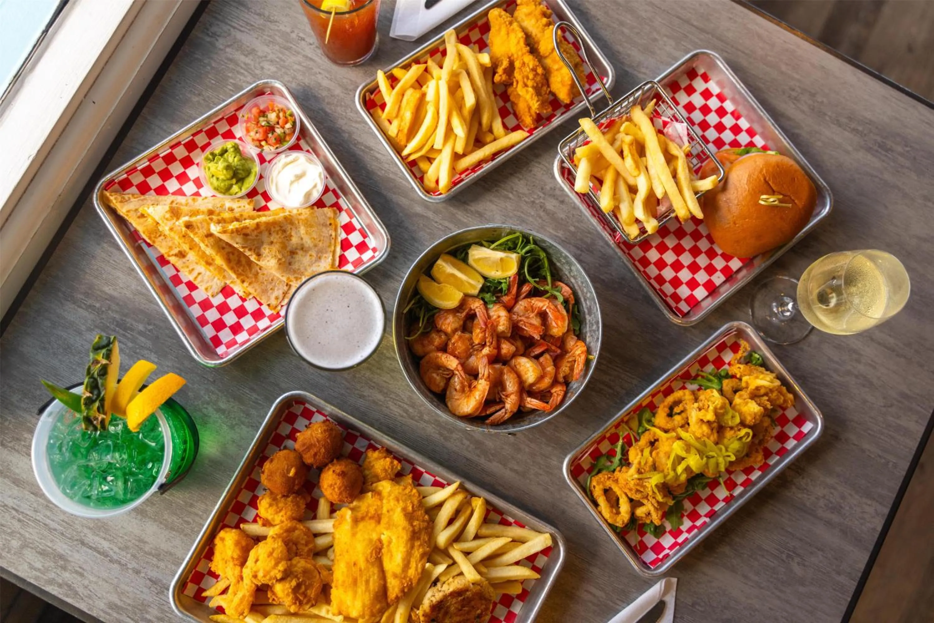 Restaurant/places to eat in The Ellie Beach Resort Myrtle Beach, Tapestry By Hilton