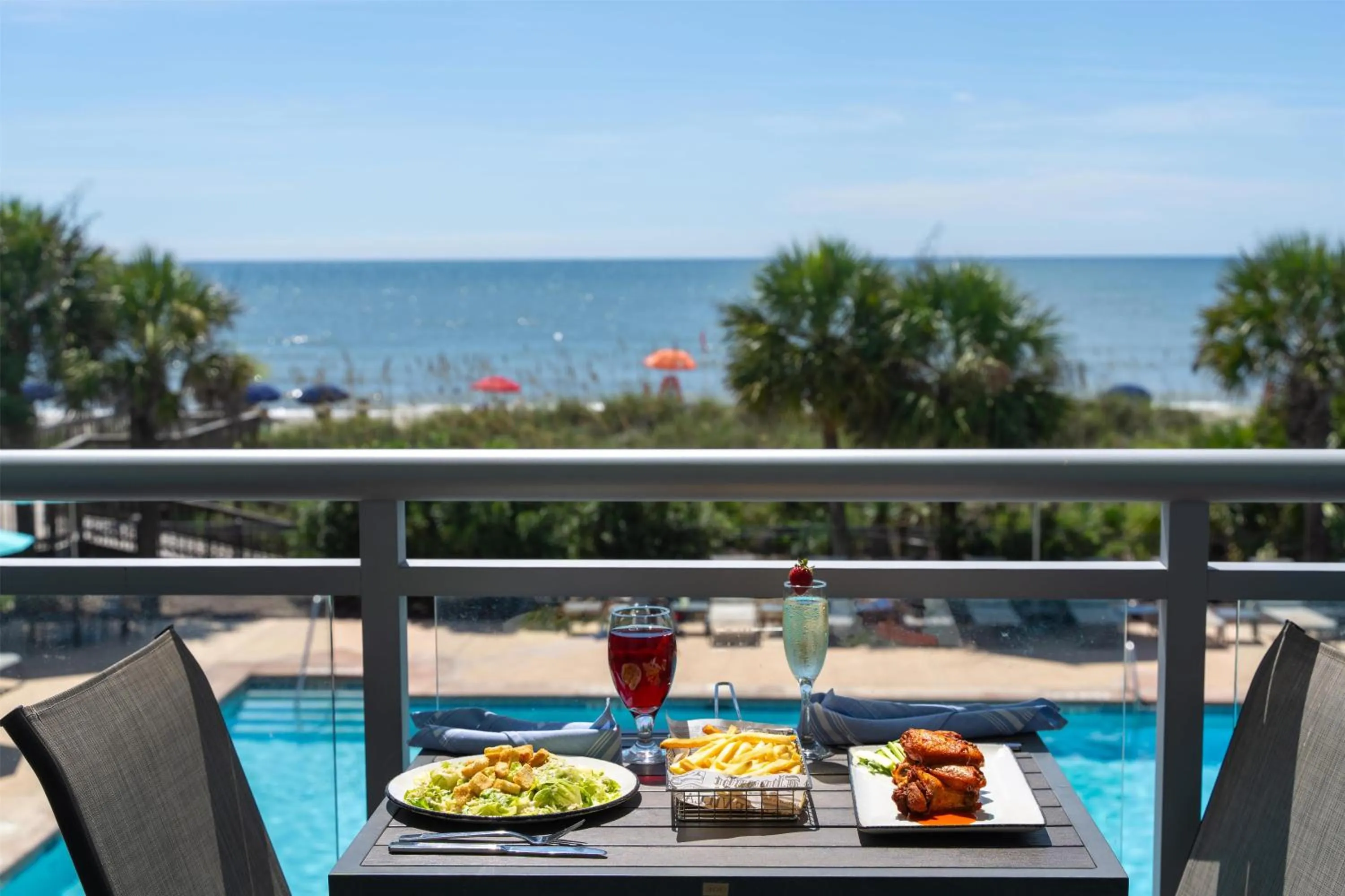 Restaurant/places to eat in The Ellie Beach Resort Myrtle Beach, Tapestry By Hilton