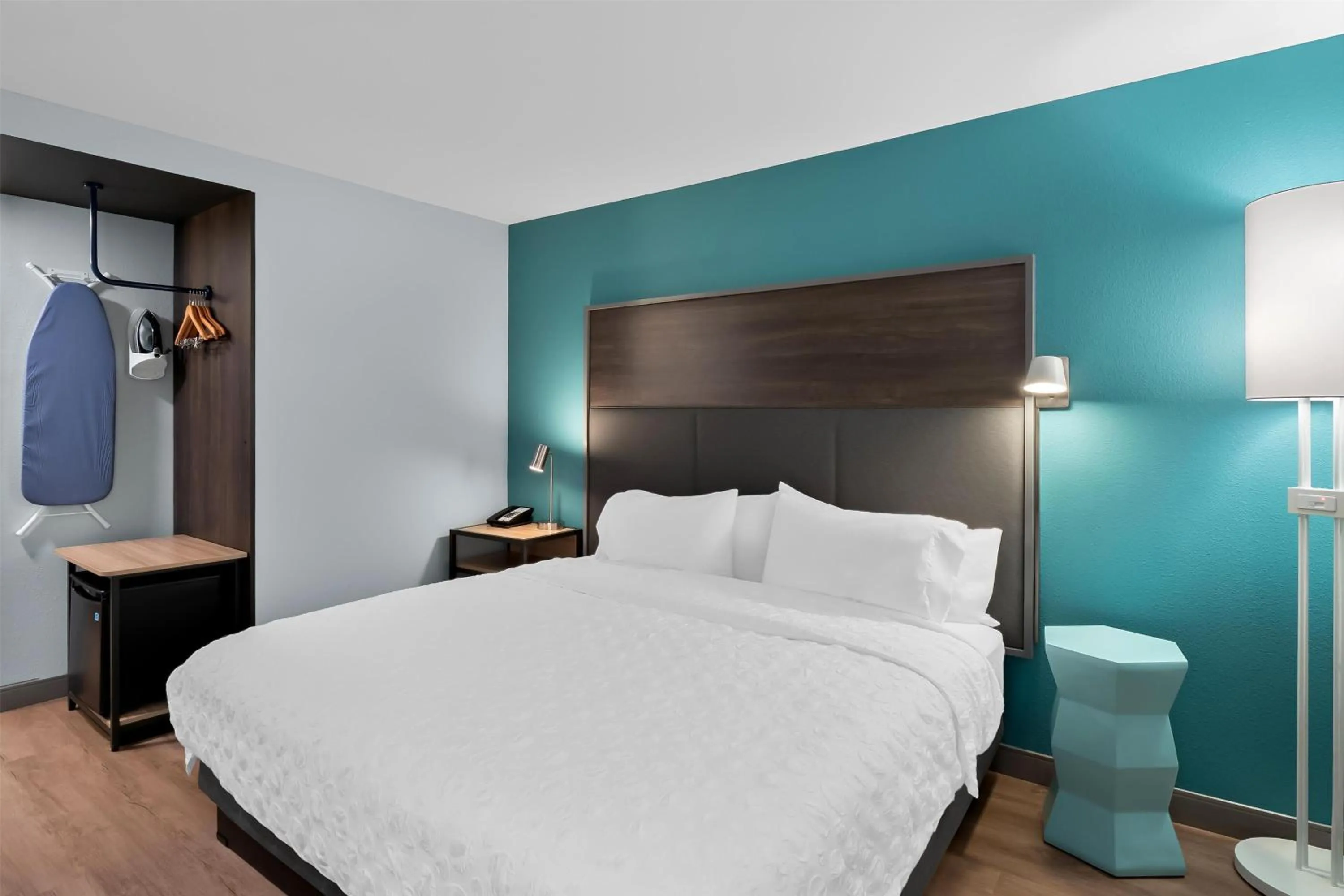 Bed in Tru By Hilton Wauseon