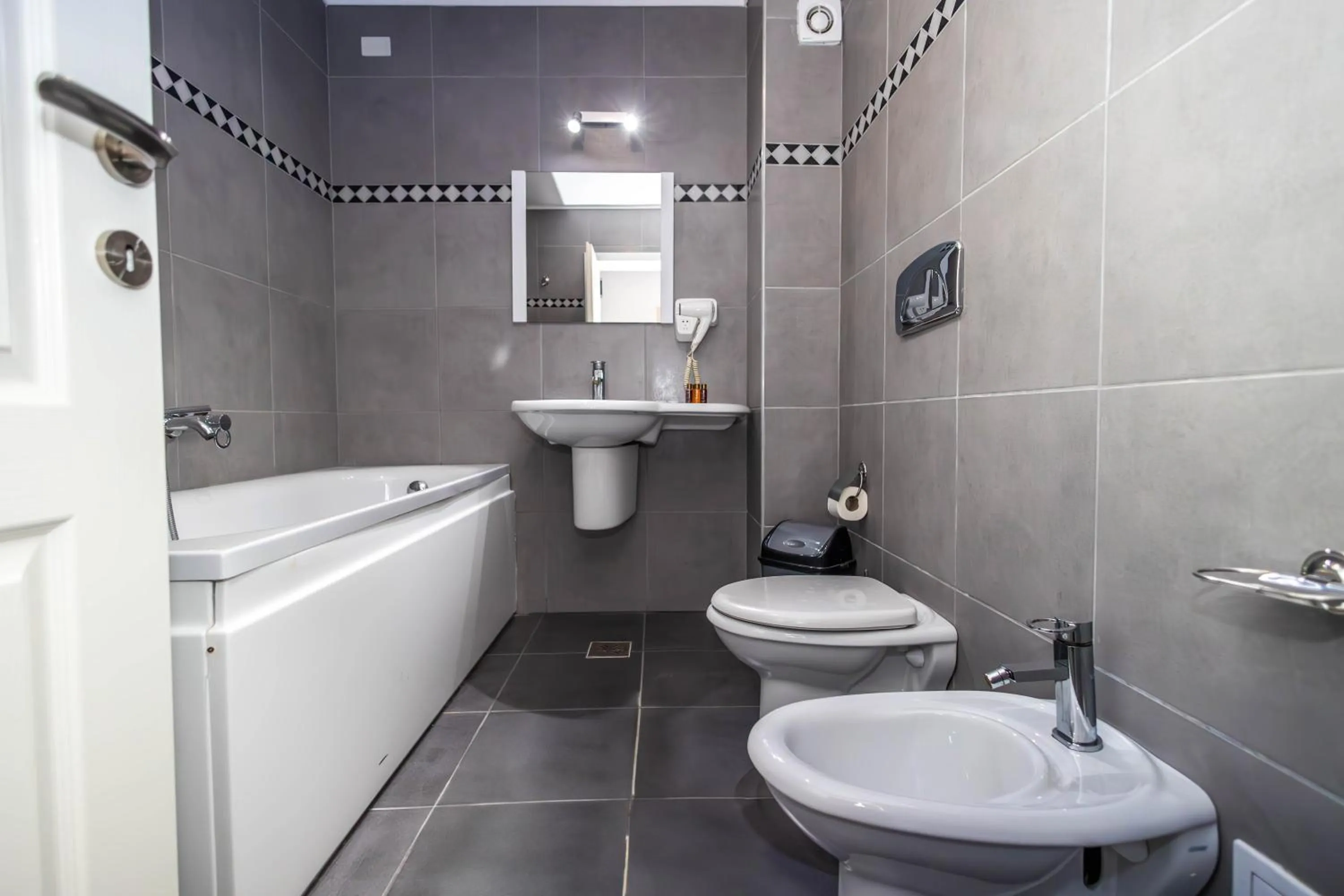 Toilet in OBA LUXURY BOUTIQUE