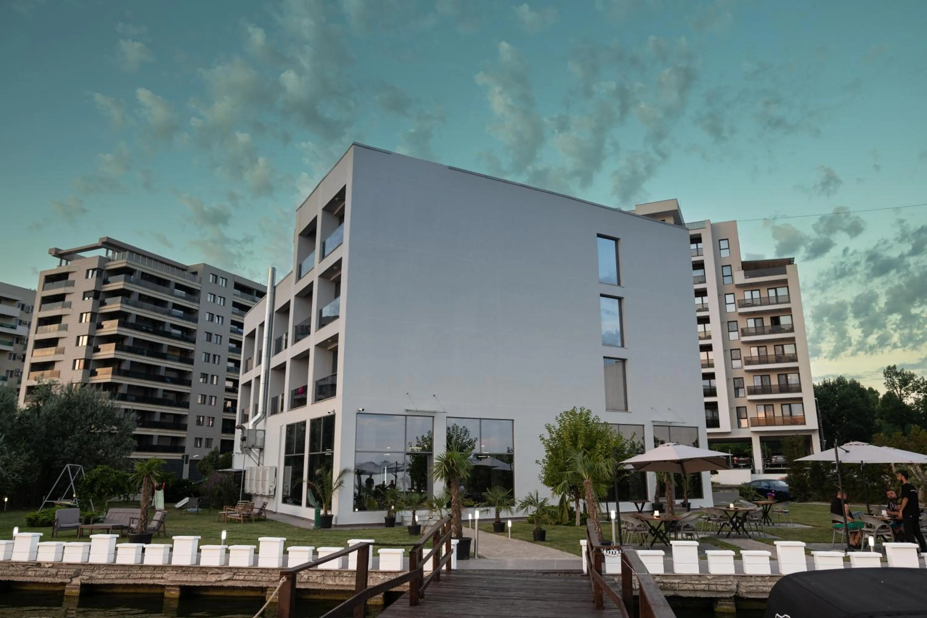 Property building in OBA LUXURY BOUTIQUE