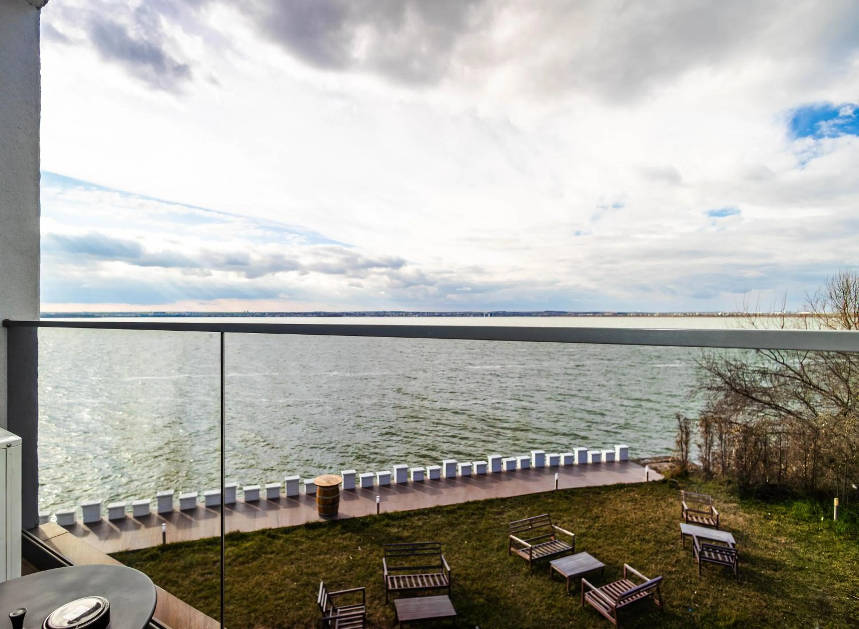 Day in OBA LUXURY BOUTIQUE