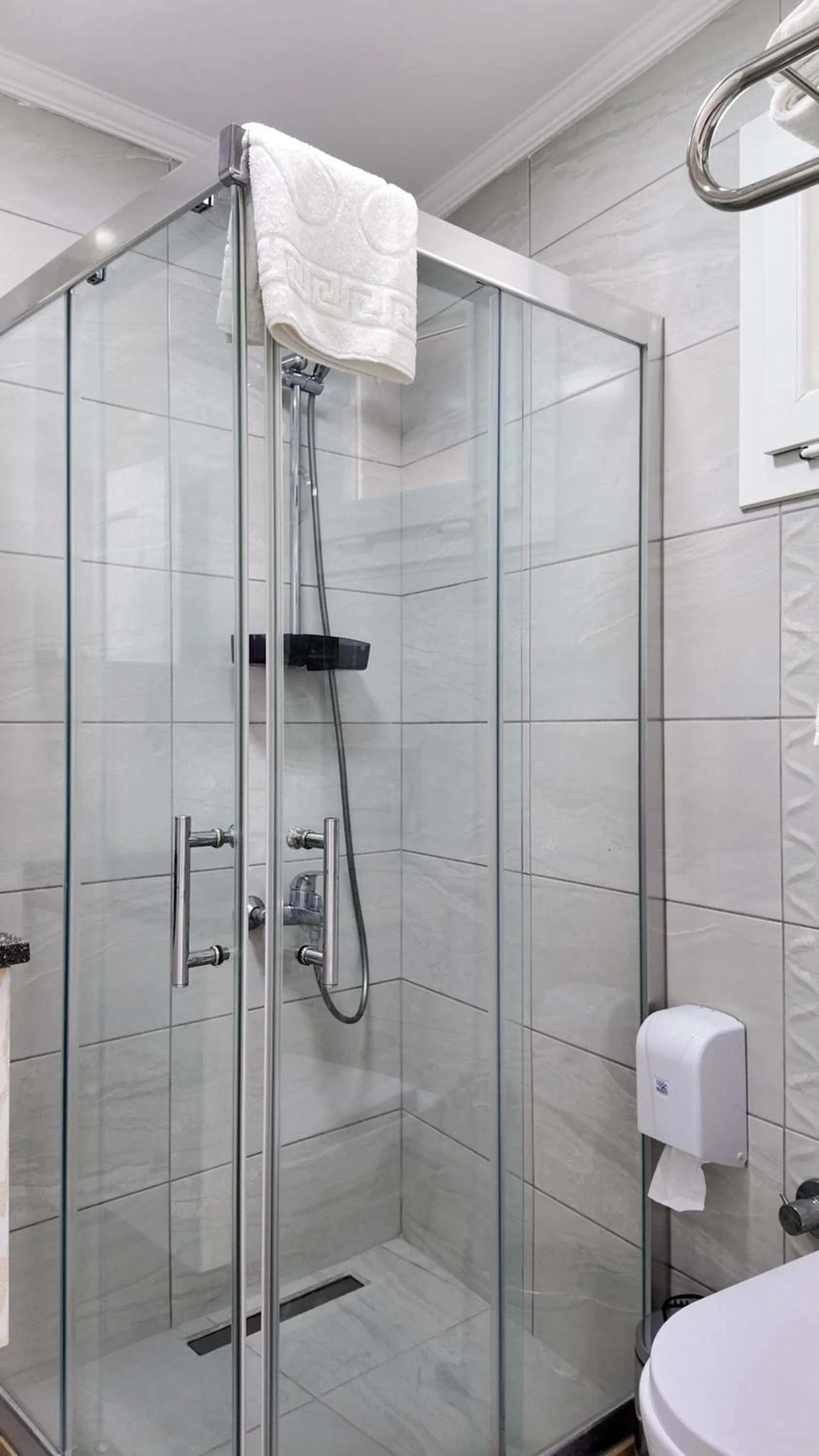 Shower in Lizbonia Hotels Bodrum