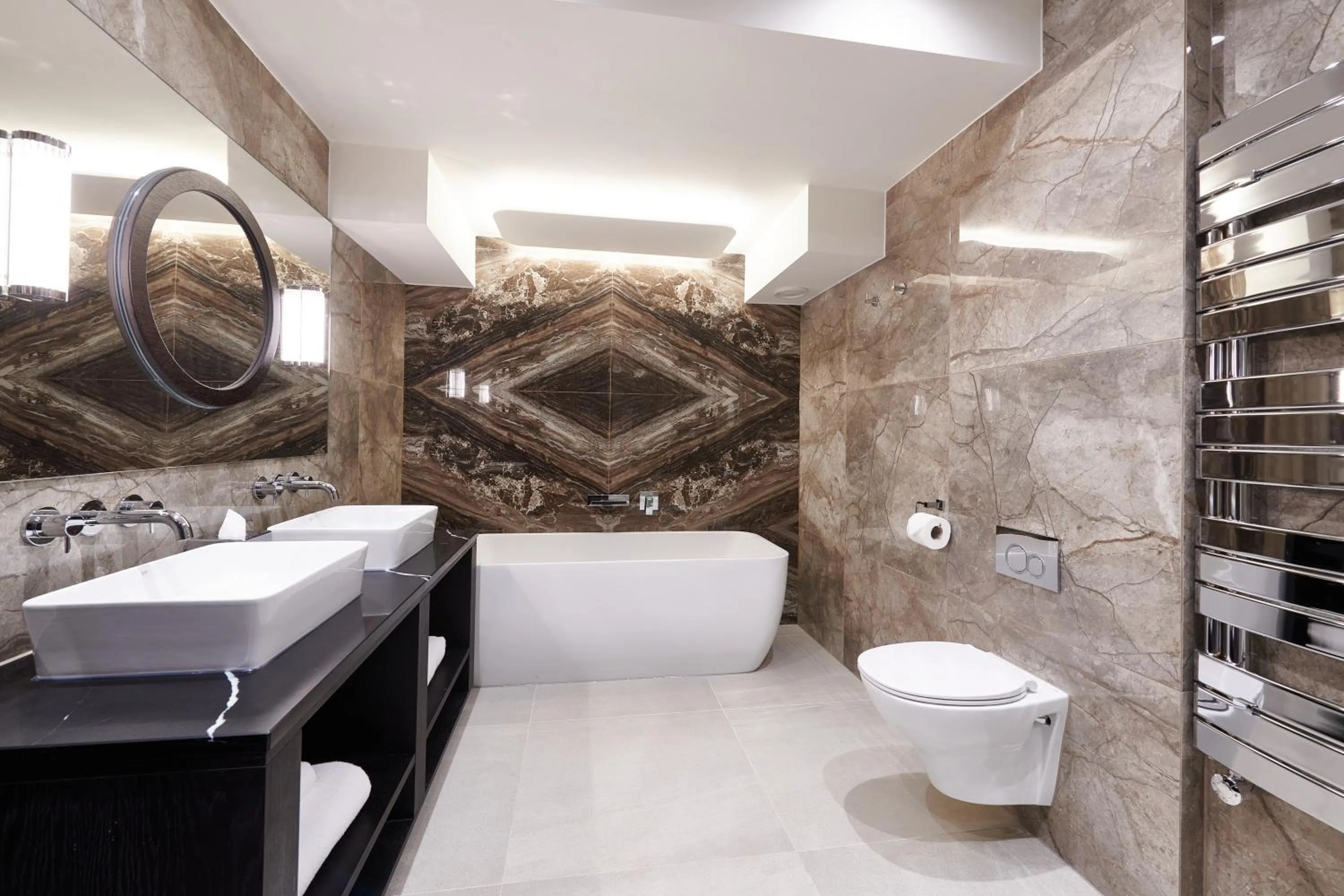 Toilet in Aldwark Manor Estate