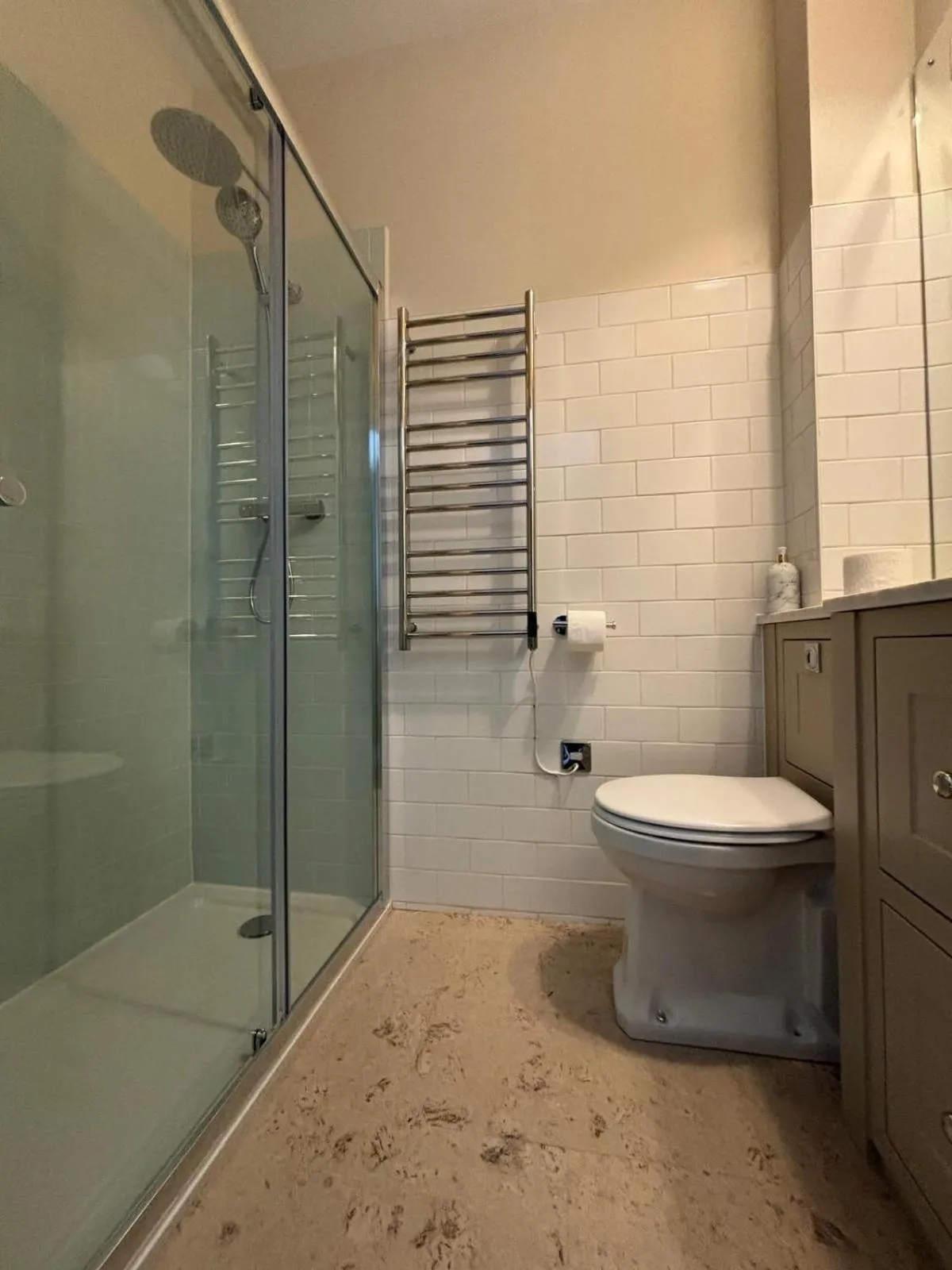 Double Room in Hootananny