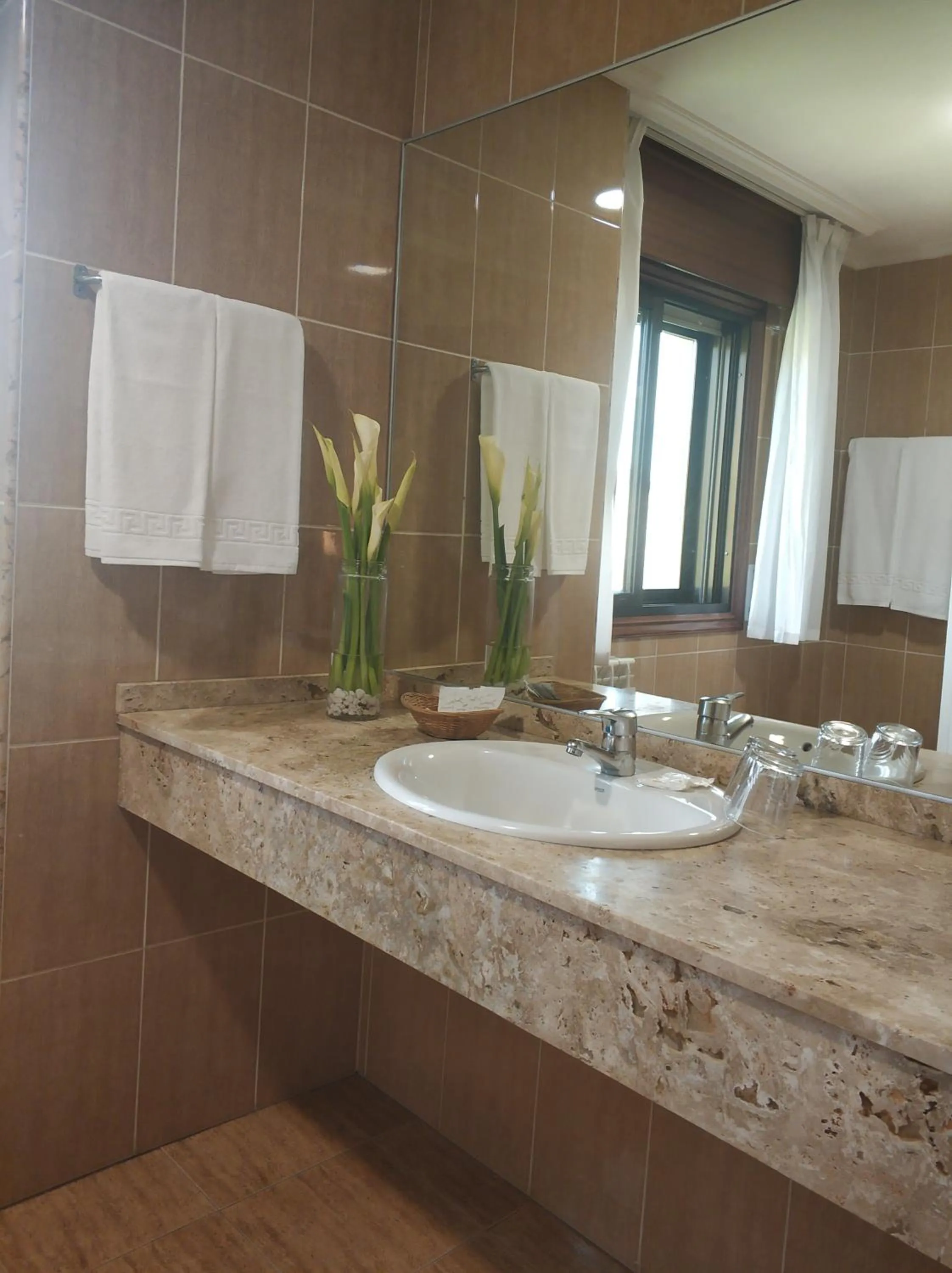 Bathroom in Hotel Avión by Bossh! Hotels