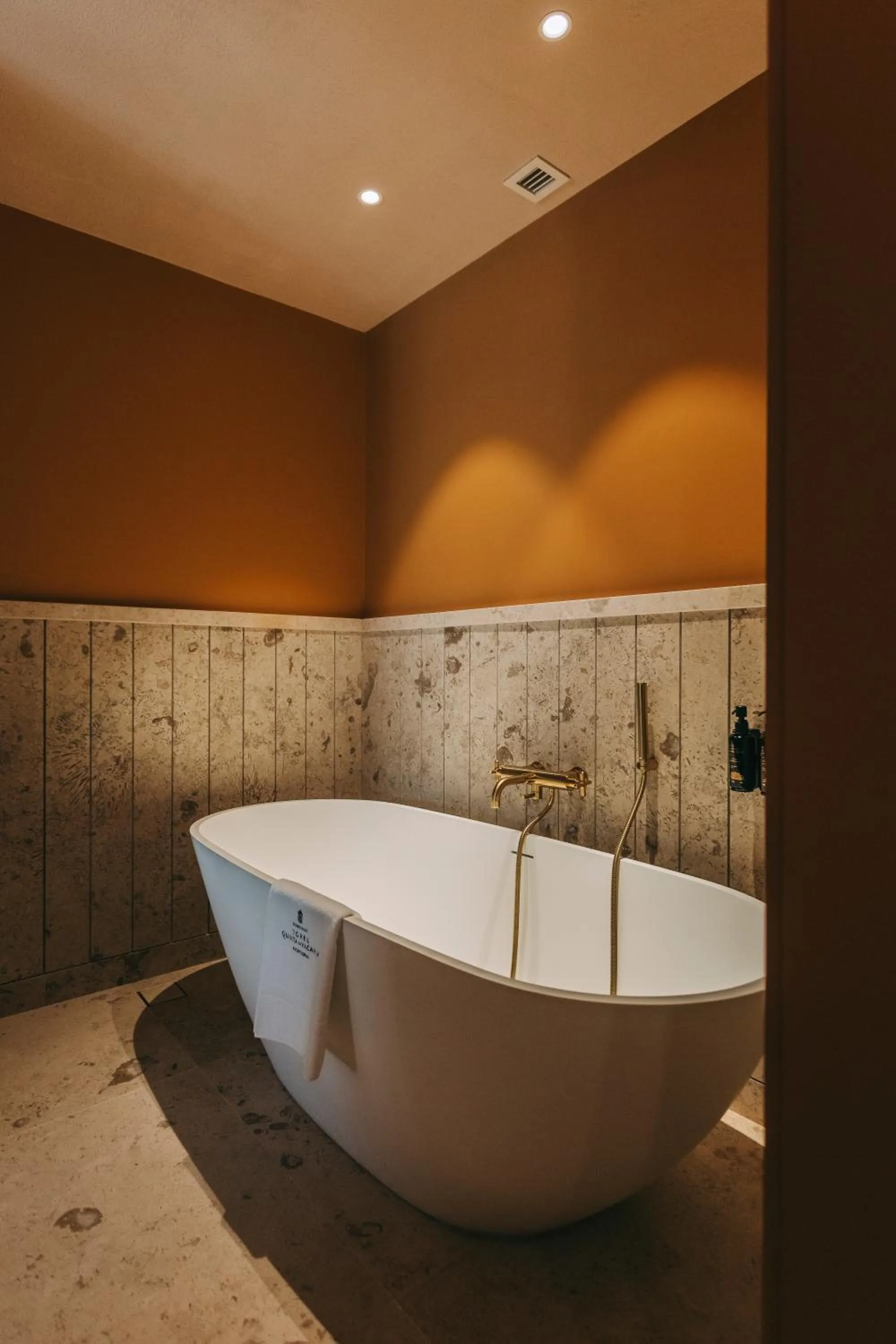 Bath in Torel Quinta da Vacaria - Douro Valley